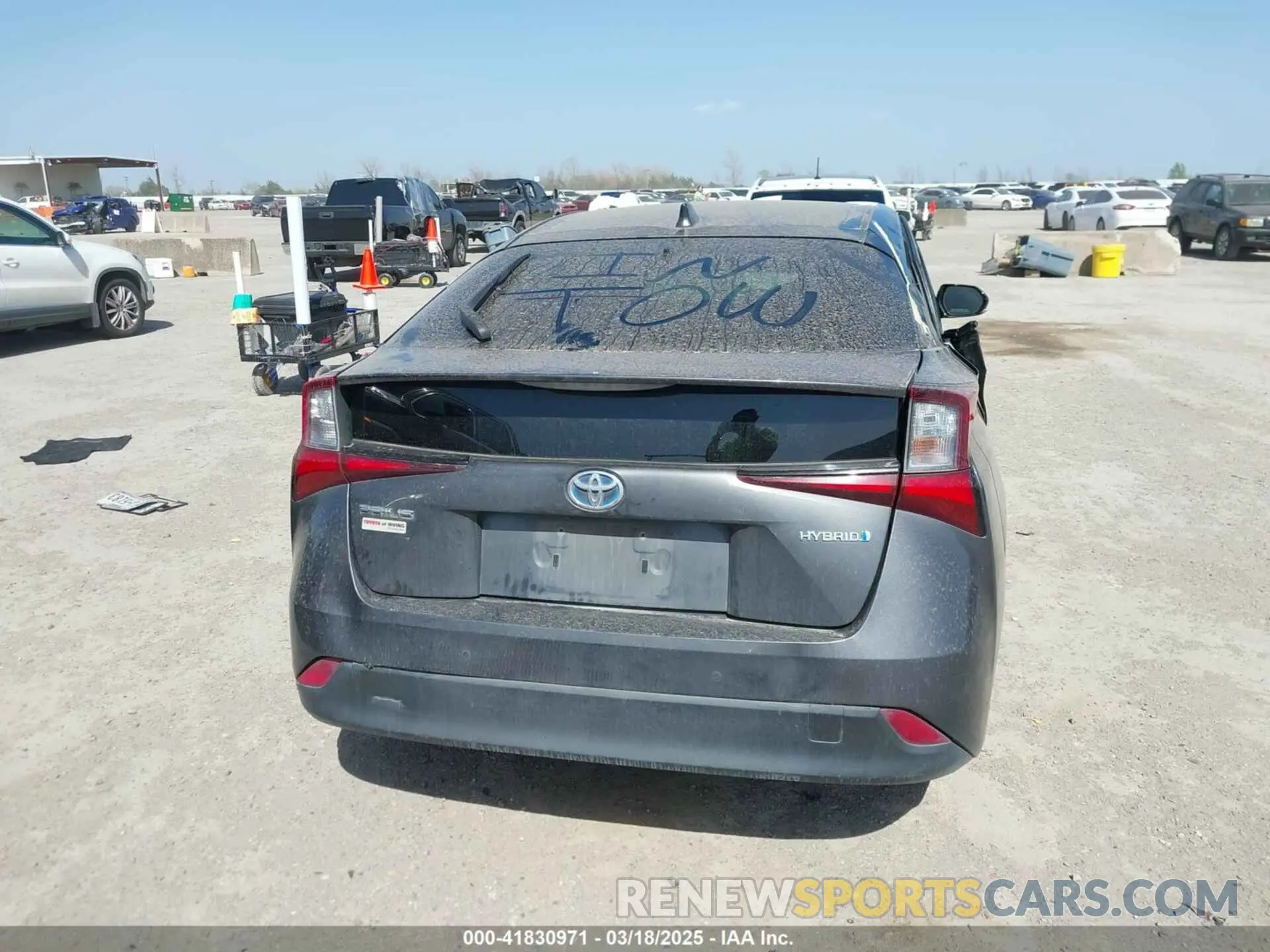 16 fotografías del automóvil dañado JTDKARFU9L3119401 TOYOTA PRIUS 2020