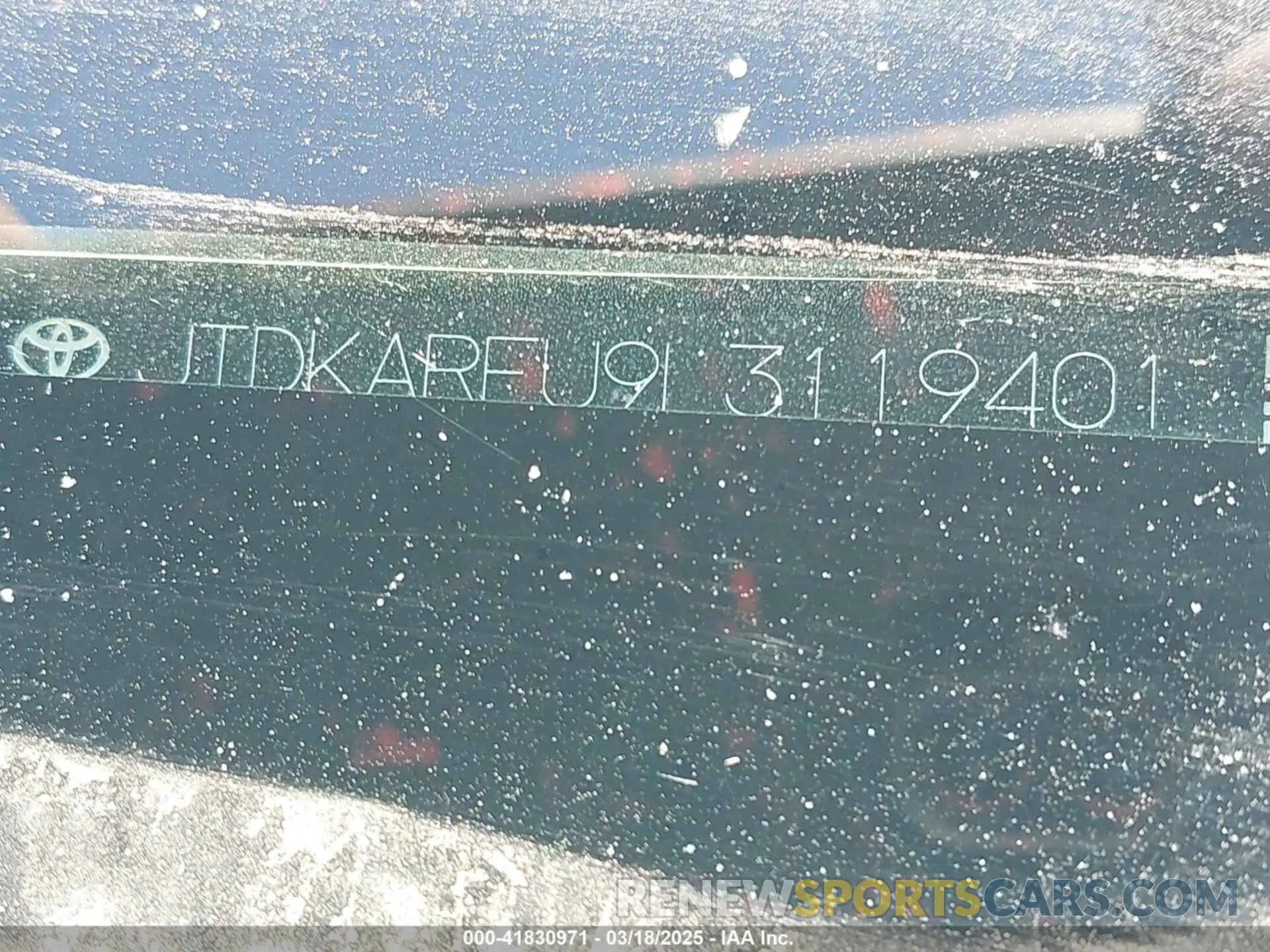 9 fotografías del automóvil dañado JTDKARFU9L3119401 TOYOTA PRIUS 2020