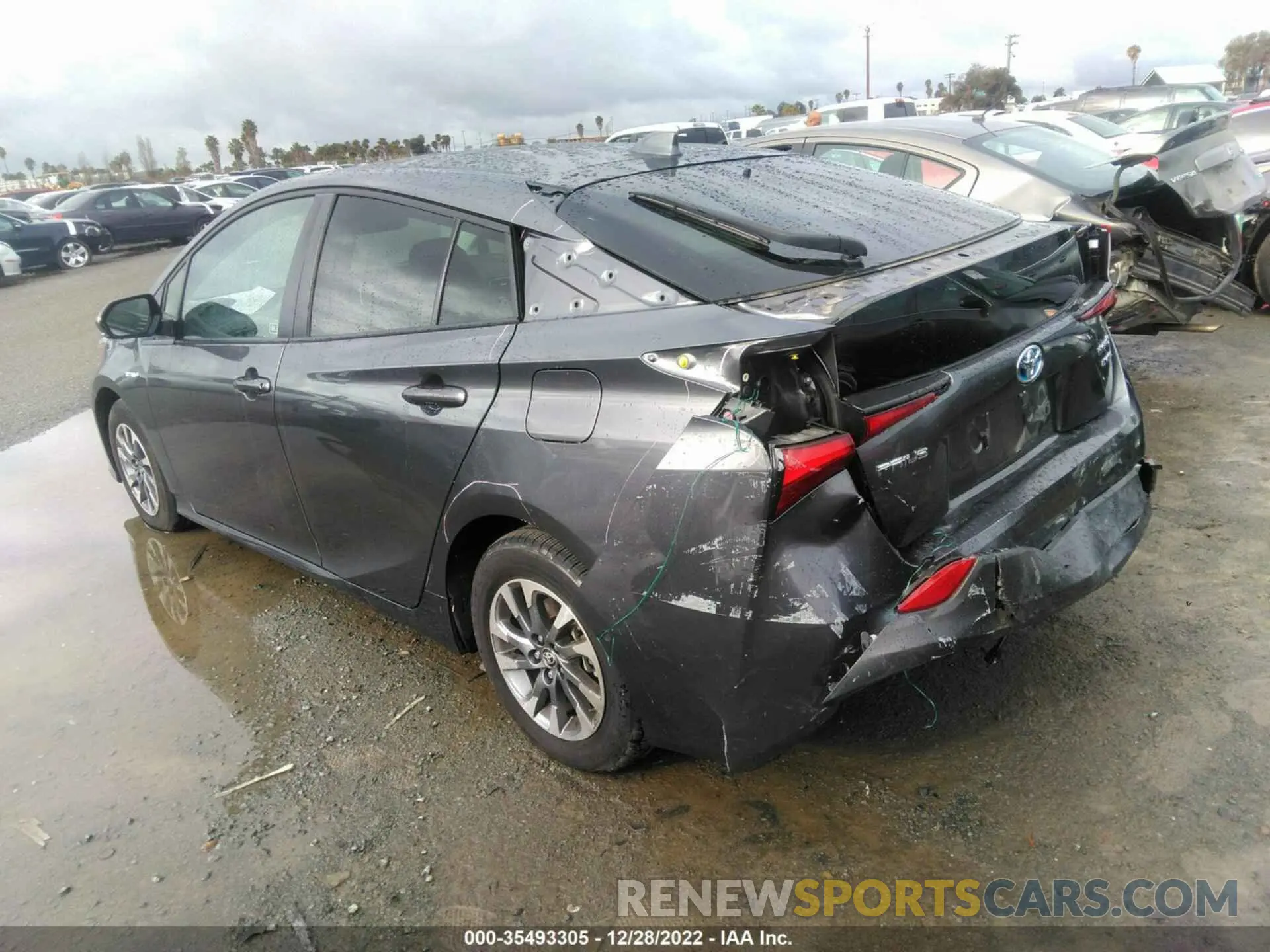 3 fotografías del automóvil dañado JTDKARFUXL3108617 TOYOTA PRIUS 2020