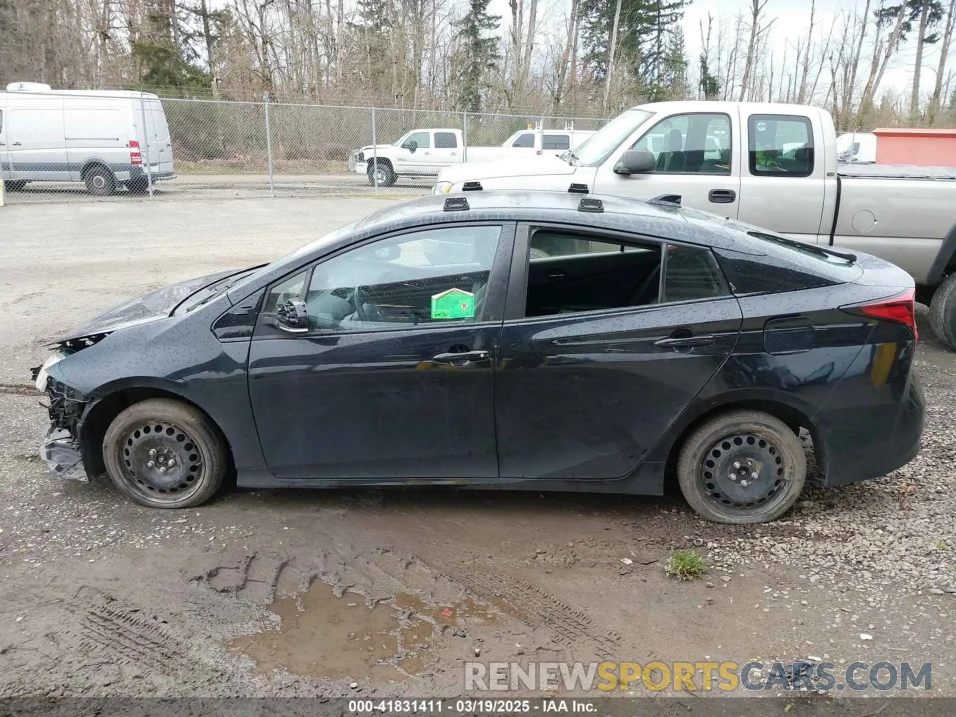 13 fotografías del automóvil dañado JTDKARFUXL3115471 TOYOTA PRIUS 2020