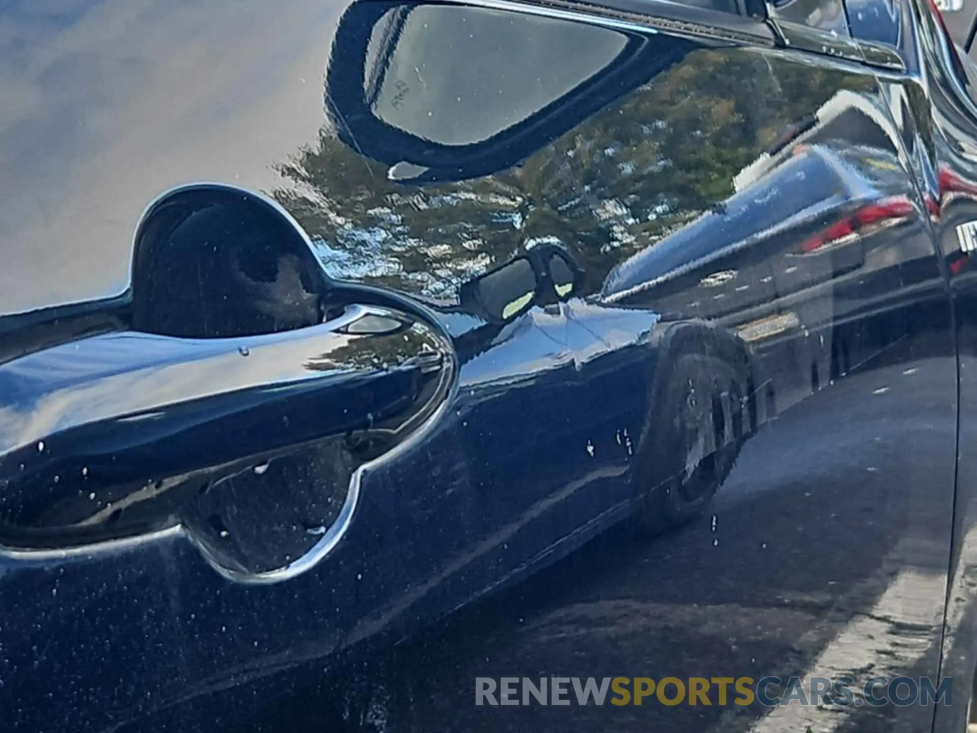 19 fotografías del automóvil dañado JTDKARFUXL3115910 TOYOTA PRIUS 2020
