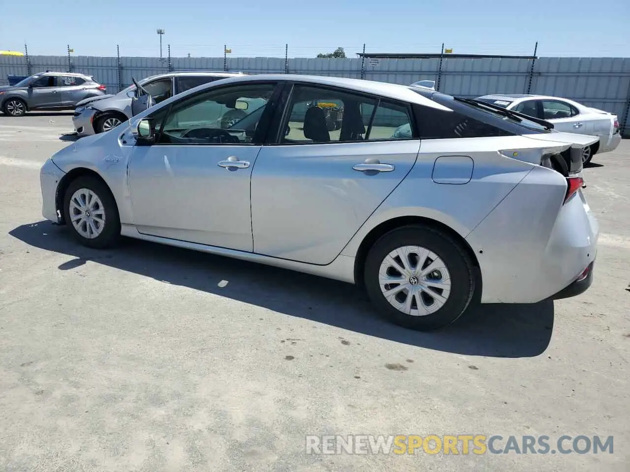 2 fotografías del automóvil dañado JTDKARFUXL3120671 TOYOTA PRIUS 2020