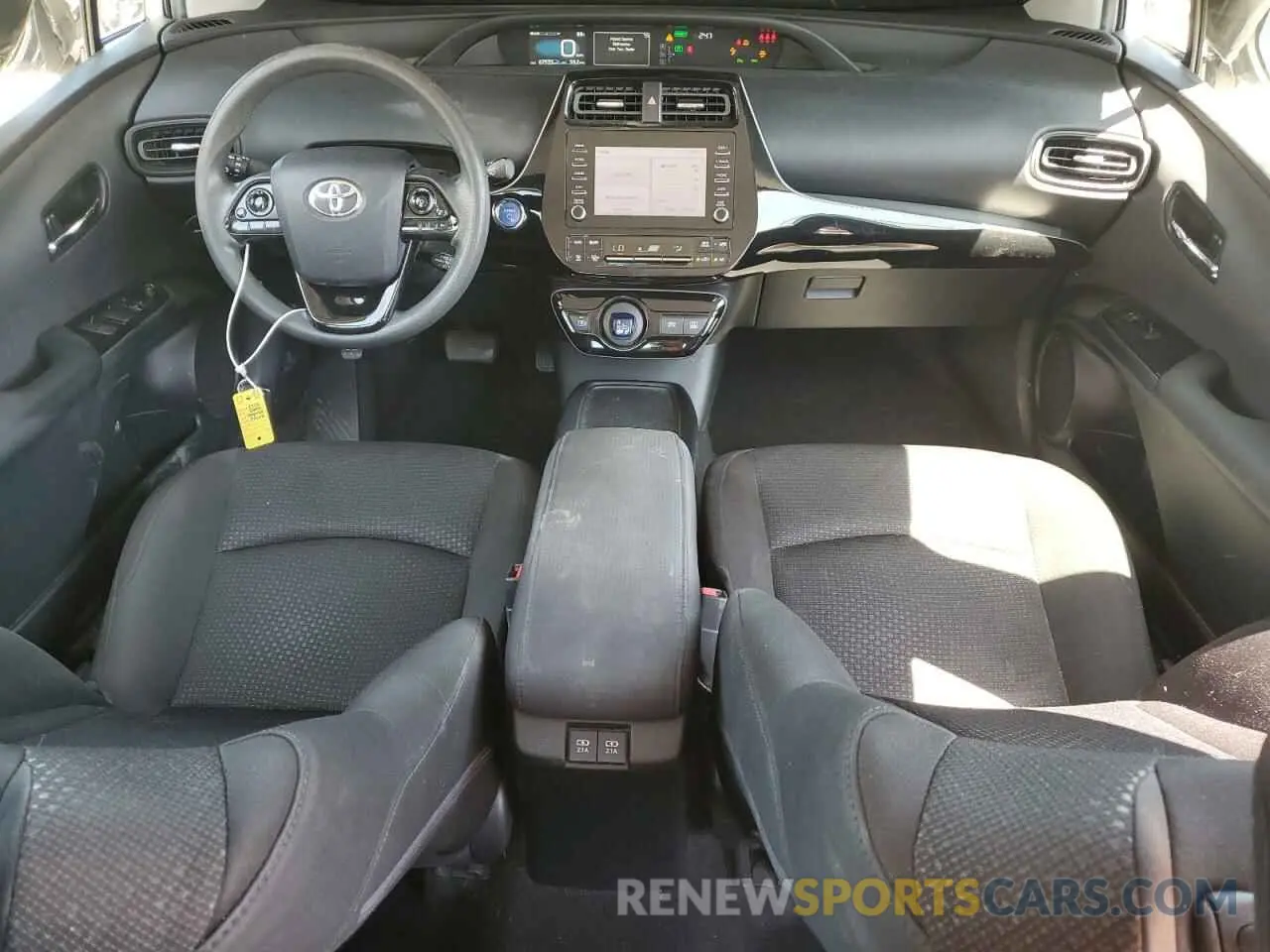 8 fotografías del automóvil dañado JTDKARFUXL3120671 TOYOTA PRIUS 2020