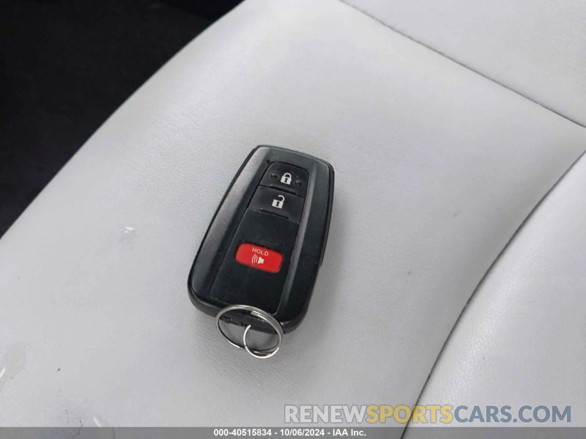 11 fotografías del automóvil dañado JTDKARFUXL3120721 TOYOTA PRIUS 2020