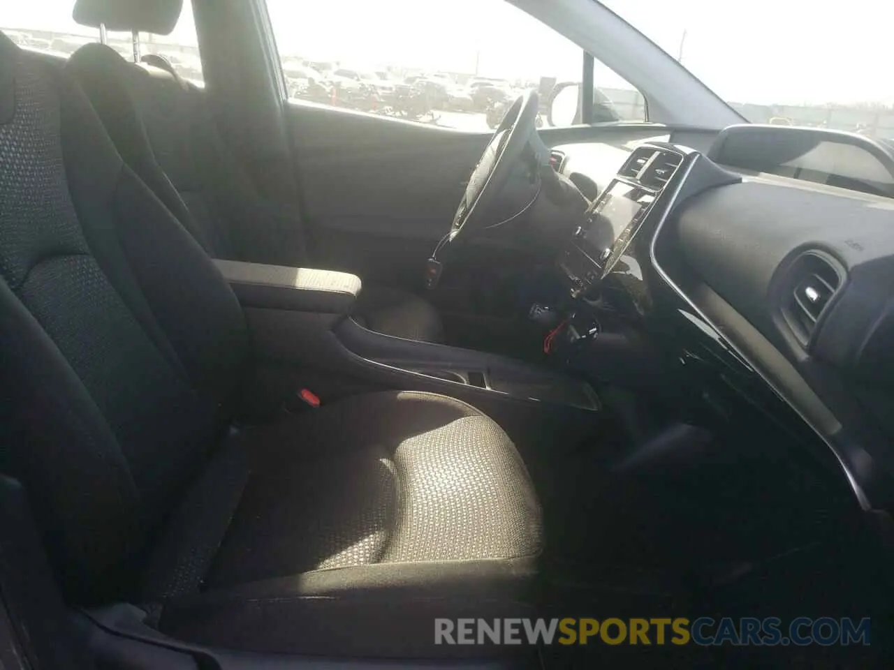 5 fotografías del automóvil dañado JTDL9RFU0L3020110 TOYOTA PRIUS 2020