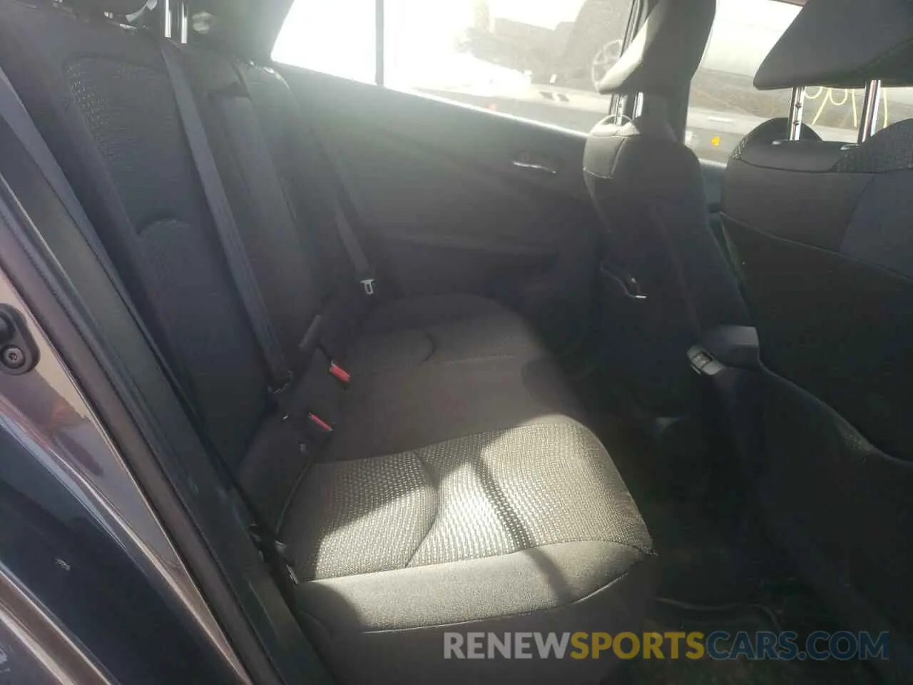 6 fotografías del automóvil dañado JTDL9RFU0L3020110 TOYOTA PRIUS 2020