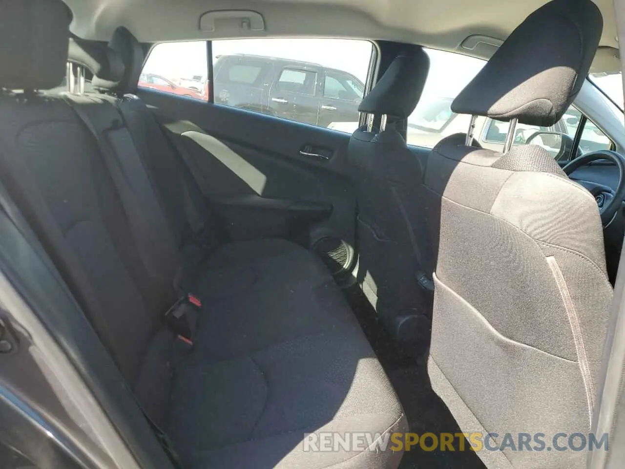 10 fotografías del automóvil dañado JTDL9RFU1L3017099 TOYOTA PRIUS 2020