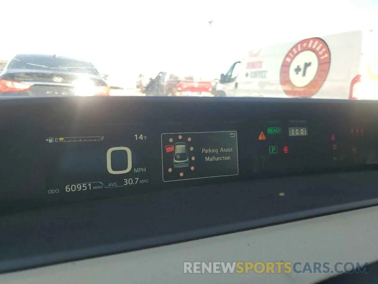 9 fotografías del automóvil dañado JTDL9RFU2L3017189 TOYOTA PRIUS 2020