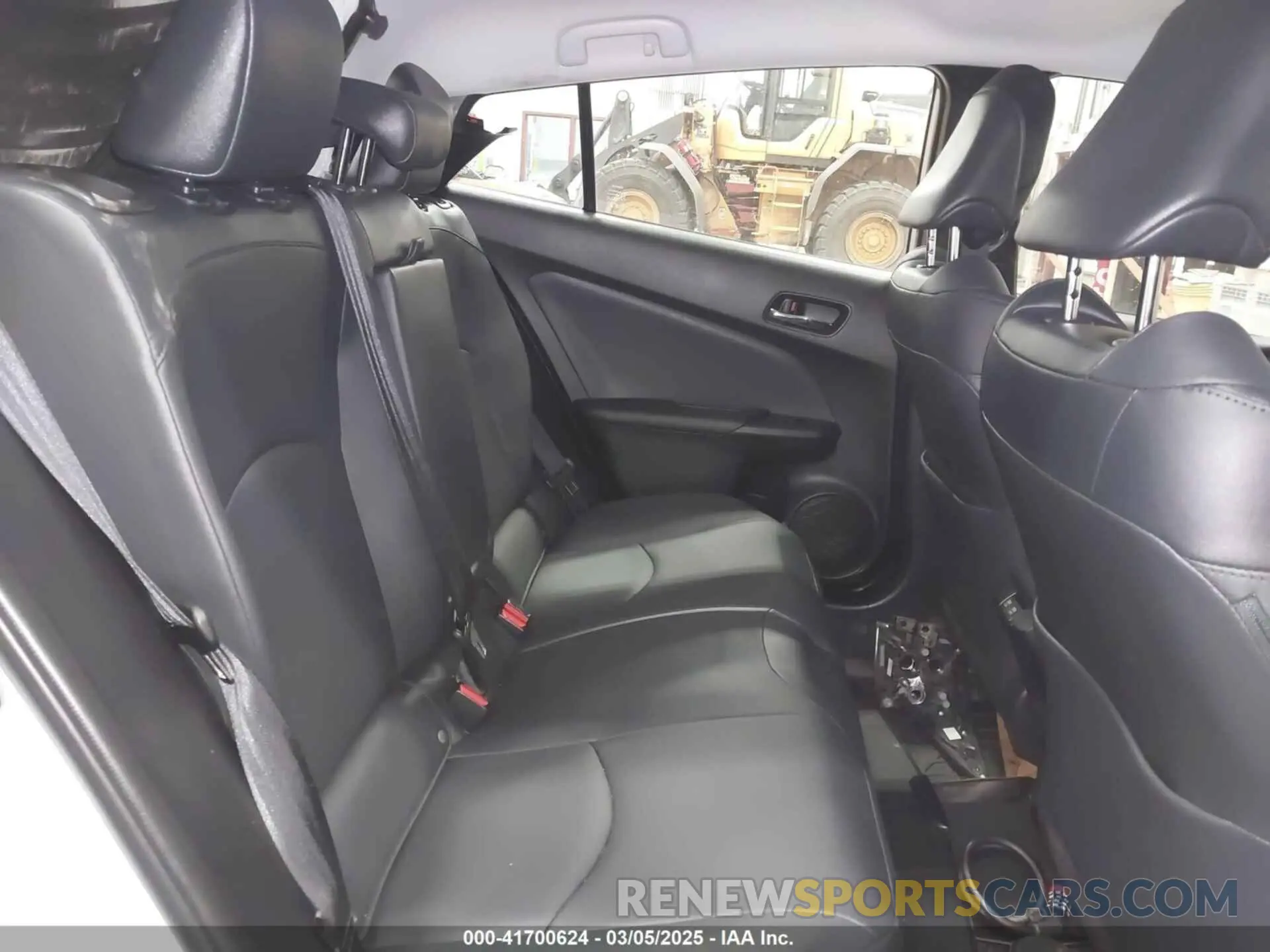 8 fotografías del automóvil dañado JTDL9RFU3L3019534 TOYOTA PRIUS 2020