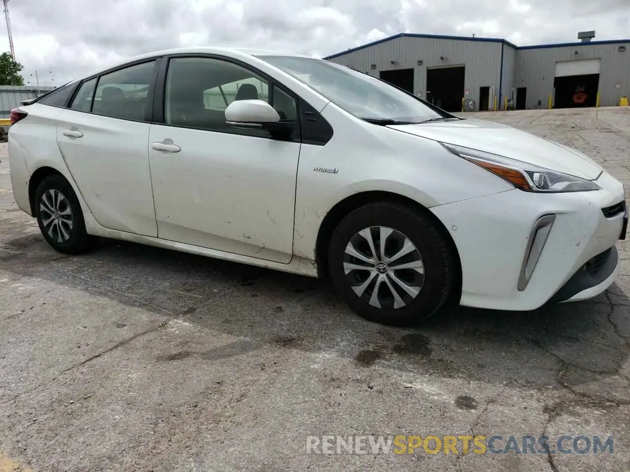4 fotografías del automóvil dañado JTDL9RFU5L3017896 TOYOTA PRIUS 2020