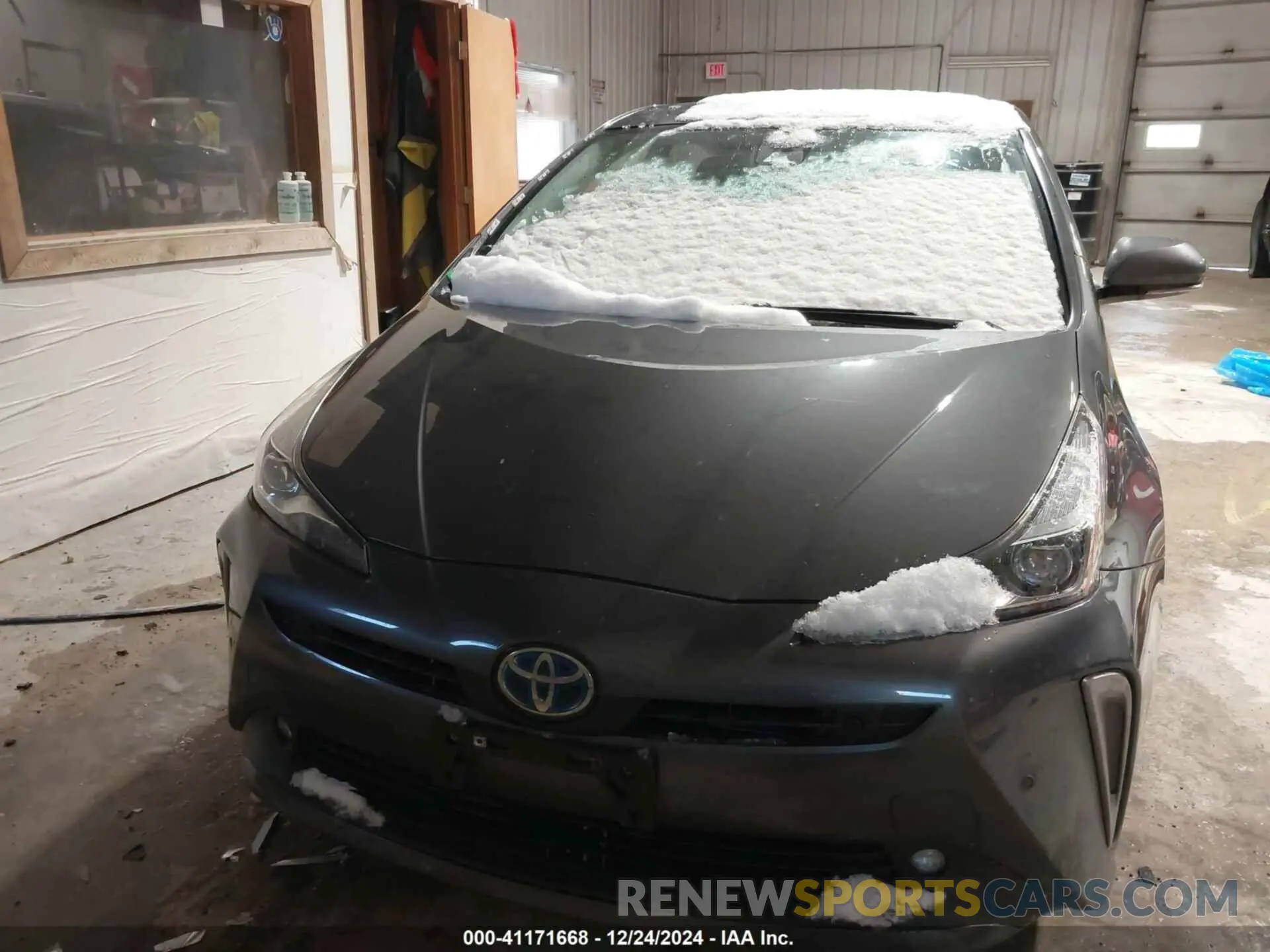 12 fotografías del automóvil dañado JTDL9RFU5L3020409 TOYOTA PRIUS 2020