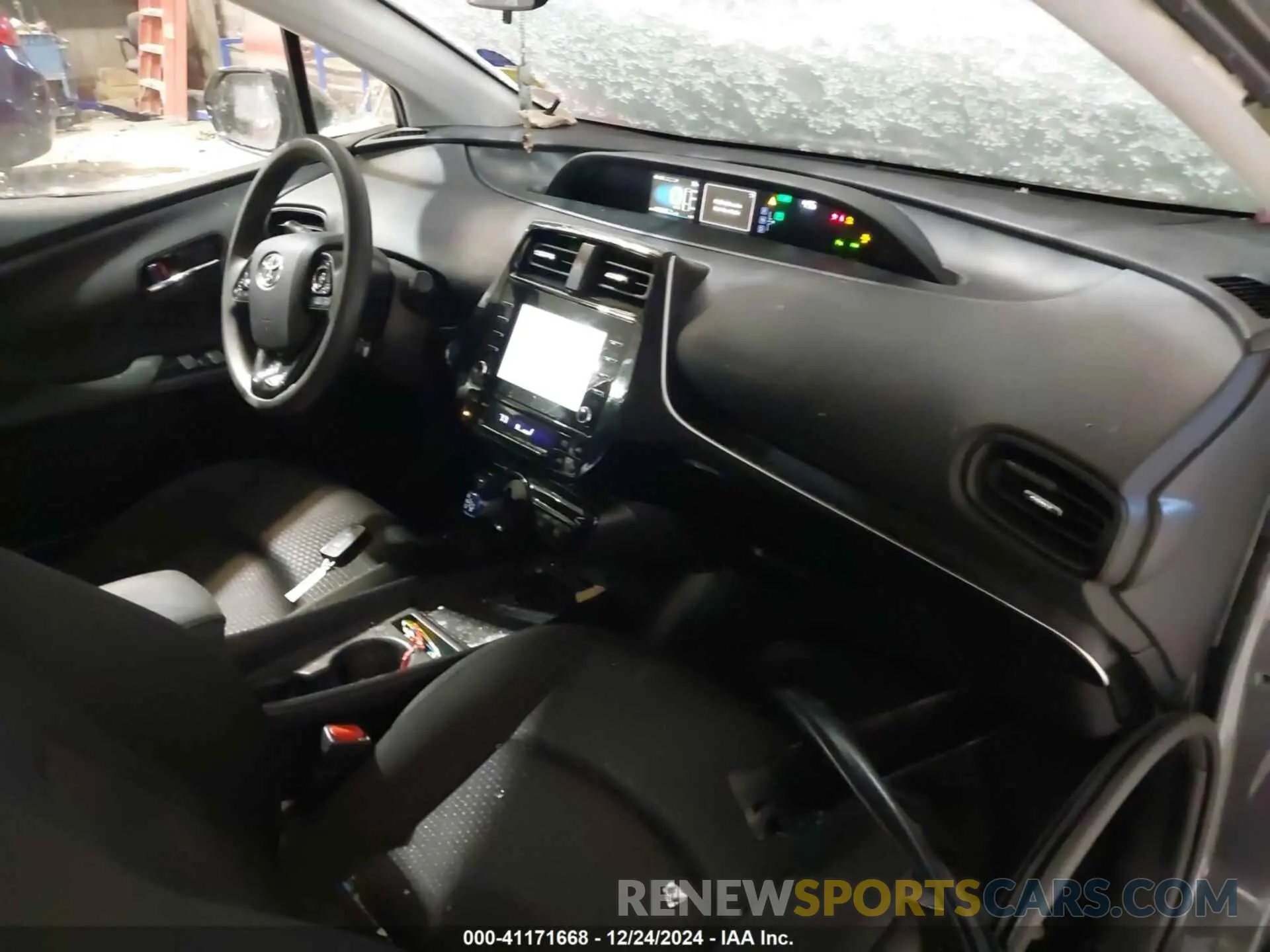 5 fotografías del automóvil dañado JTDL9RFU5L3020409 TOYOTA PRIUS 2020