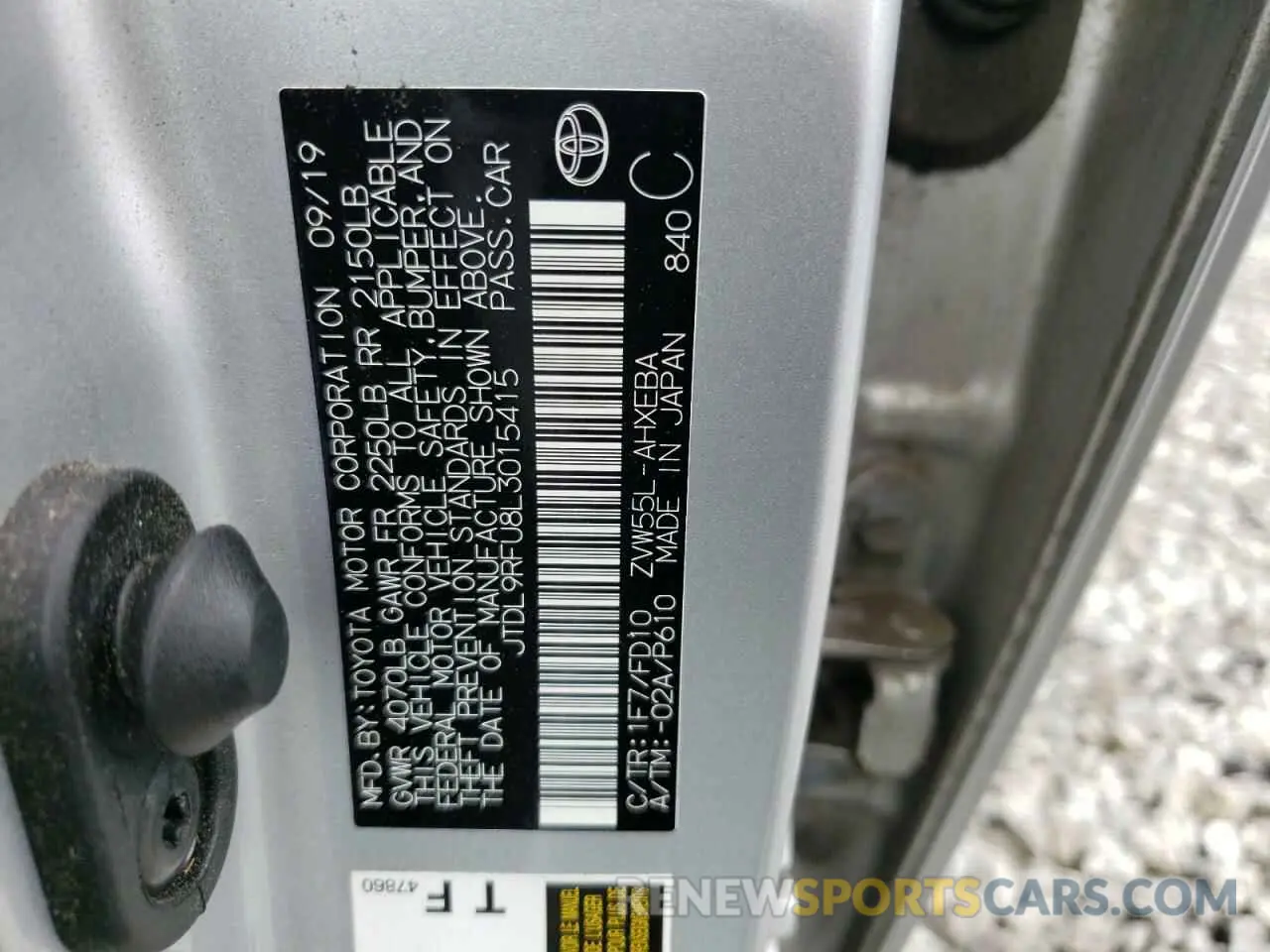 13 fotografías del automóvil dañado JTDL9RFU8L3015415 TOYOTA PRIUS 2020
