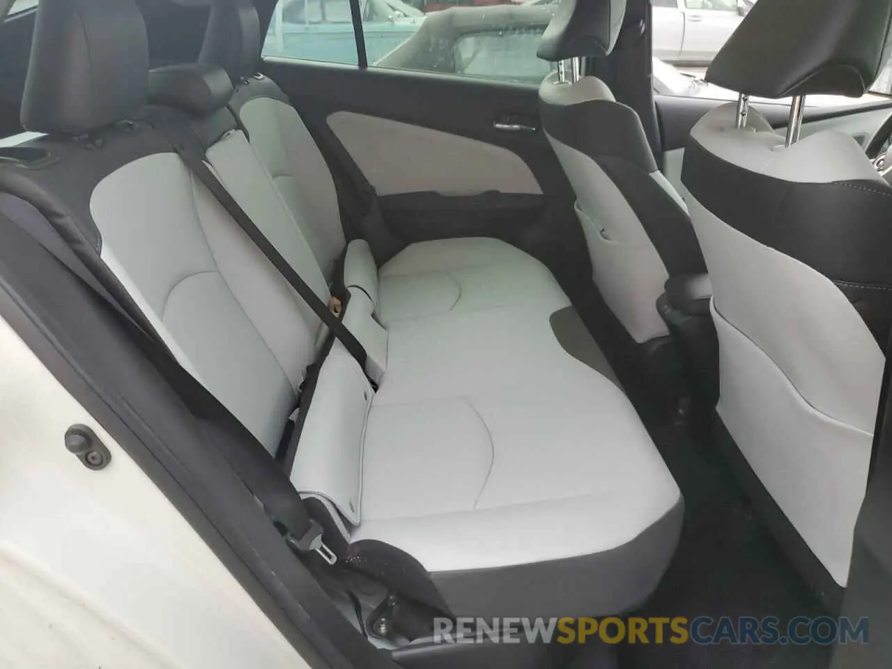 10 fotografías del automóvil dañado JTDL9RFU9L3016332 TOYOTA PRIUS 2020