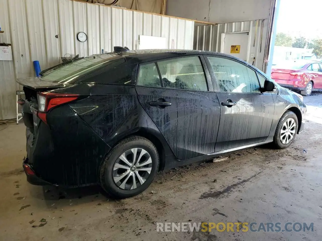 3 fotografías del automóvil dañado JTDL9RFU9L3017948 TOYOTA PRIUS 2020
