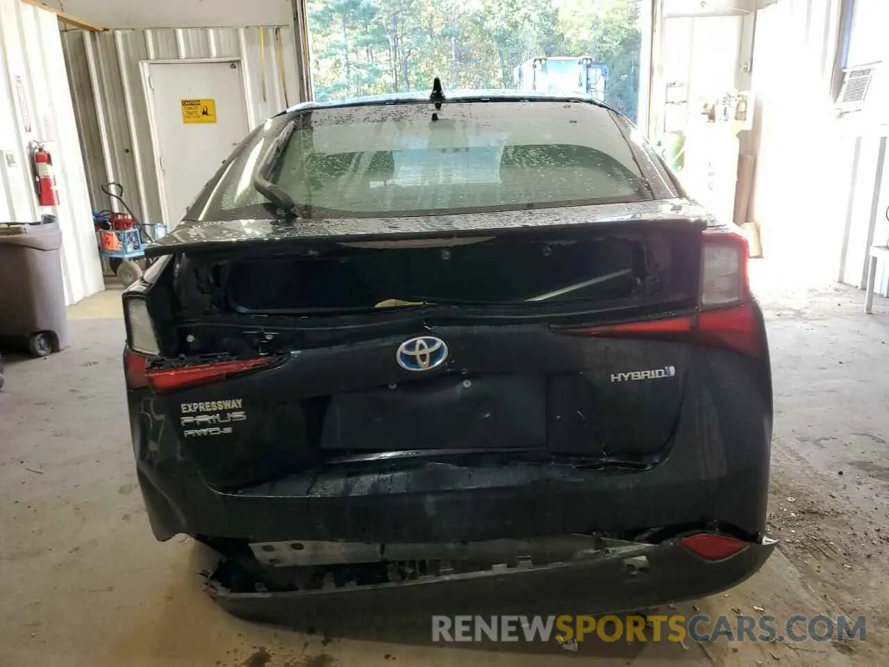 6 fotografías del automóvil dañado JTDL9RFU9L3017948 TOYOTA PRIUS 2020