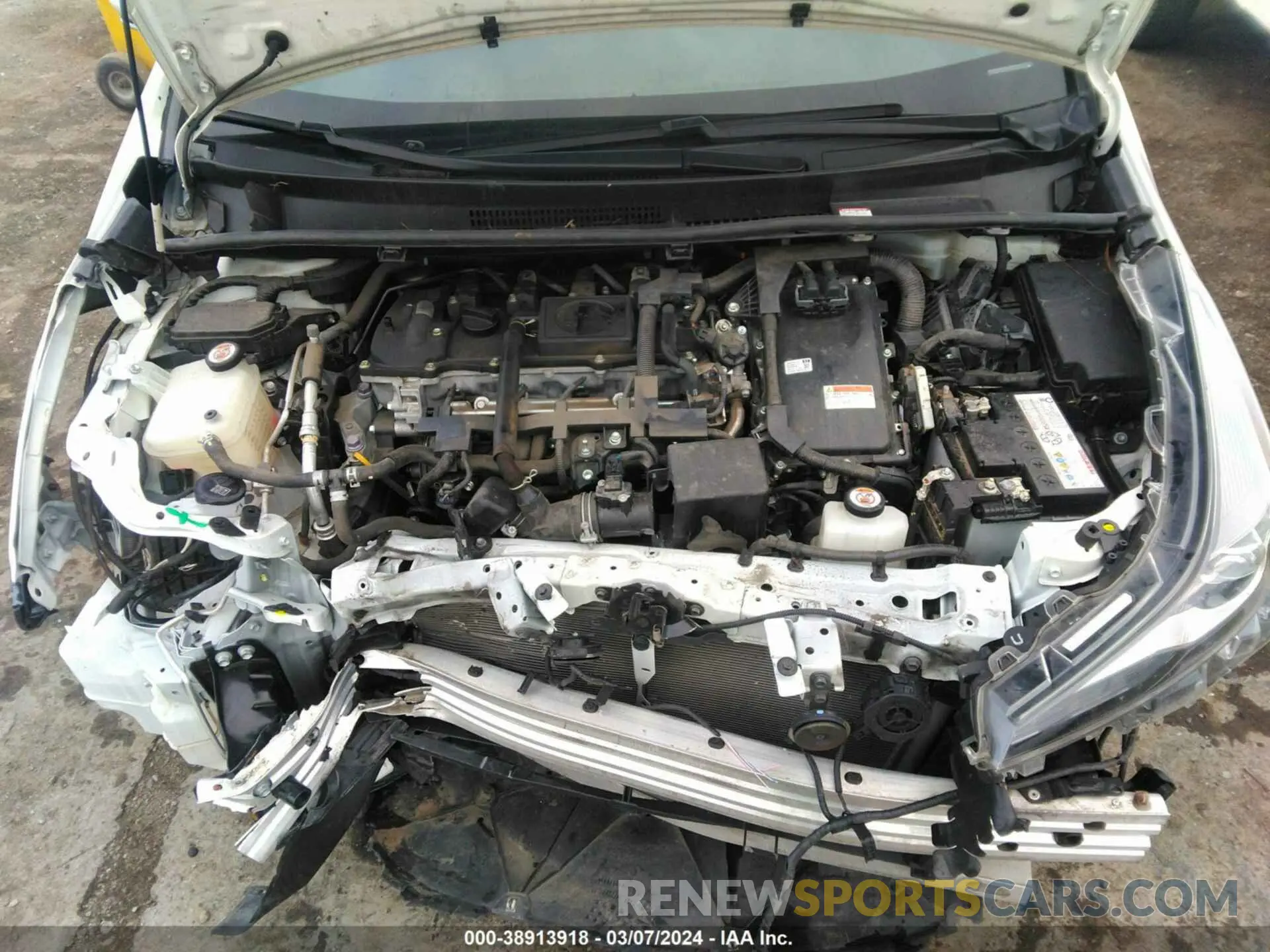 10 fotografías del automóvil dañado JTDL9RFU9L3019358 TOYOTA PRIUS 2020