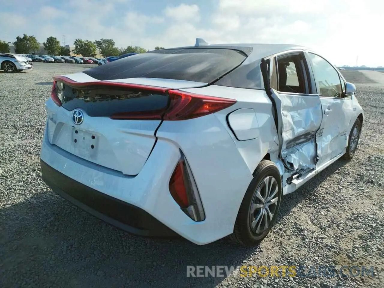4 fotografías del automóvil dañado JTDKAMFP0M3189254 TOYOTA PRIUS 2021
