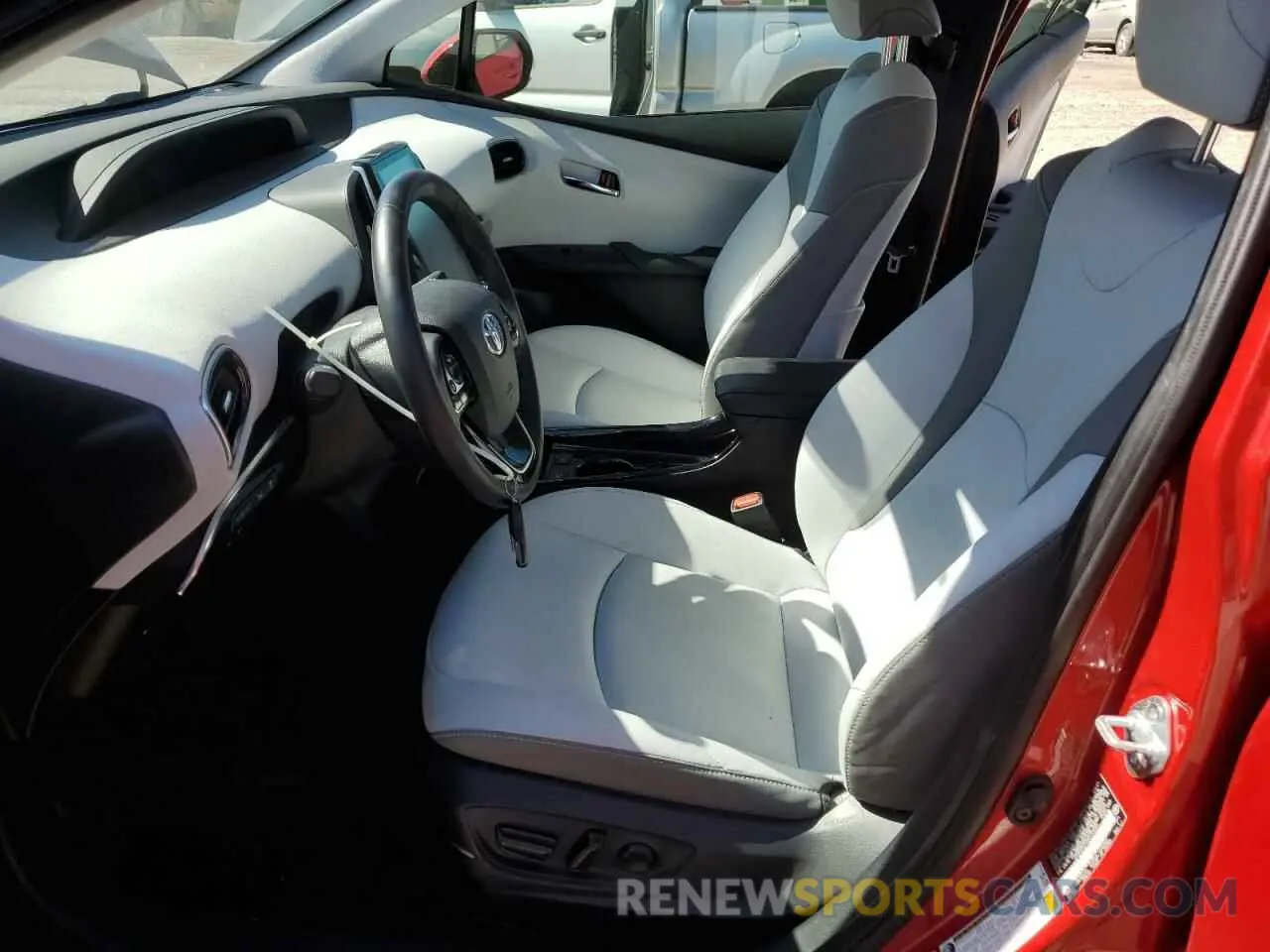 7 fotografías del automóvil dañado JTDKAMFP0M3190260 TOYOTA PRIUS 2021