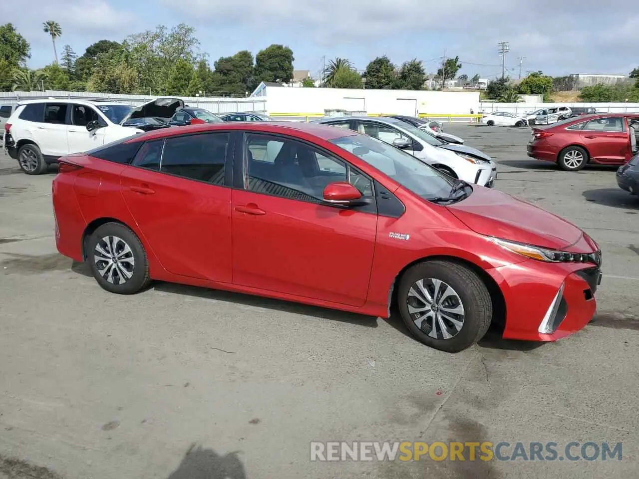 4 fotografías del automóvil dañado JTDKAMFP3M3185473 TOYOTA PRIUS 2021