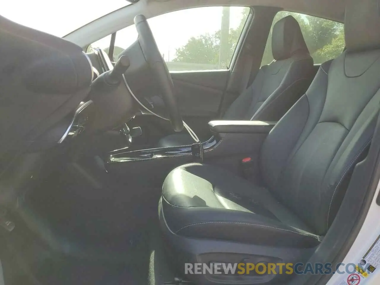 7 fotografías del automóvil dañado JTDKAMFP4M3175809 TOYOTA PRIUS 2021