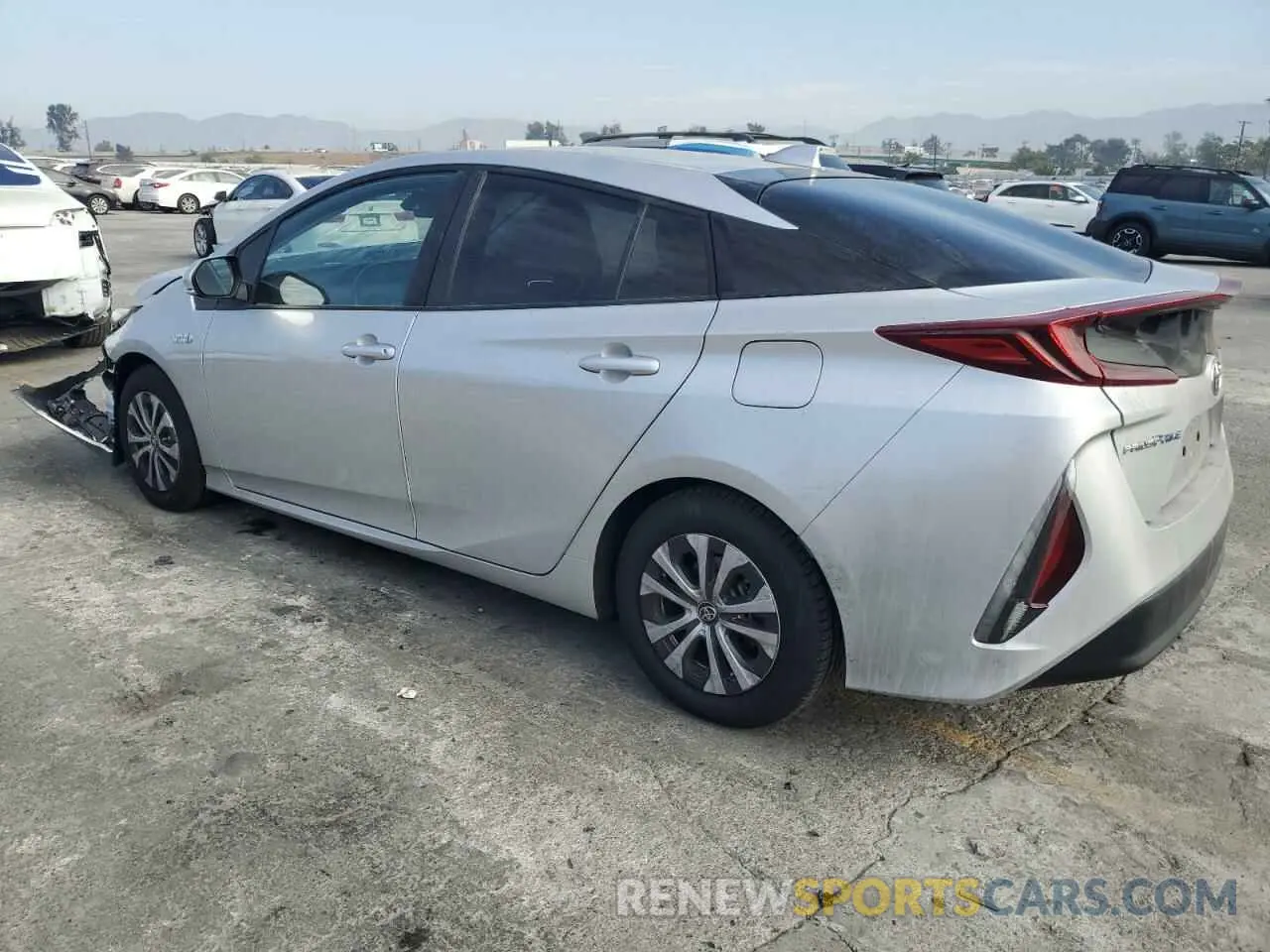 2 fotografías del automóvil dañado JTDKAMFP4M3180007 TOYOTA PRIUS 2021
