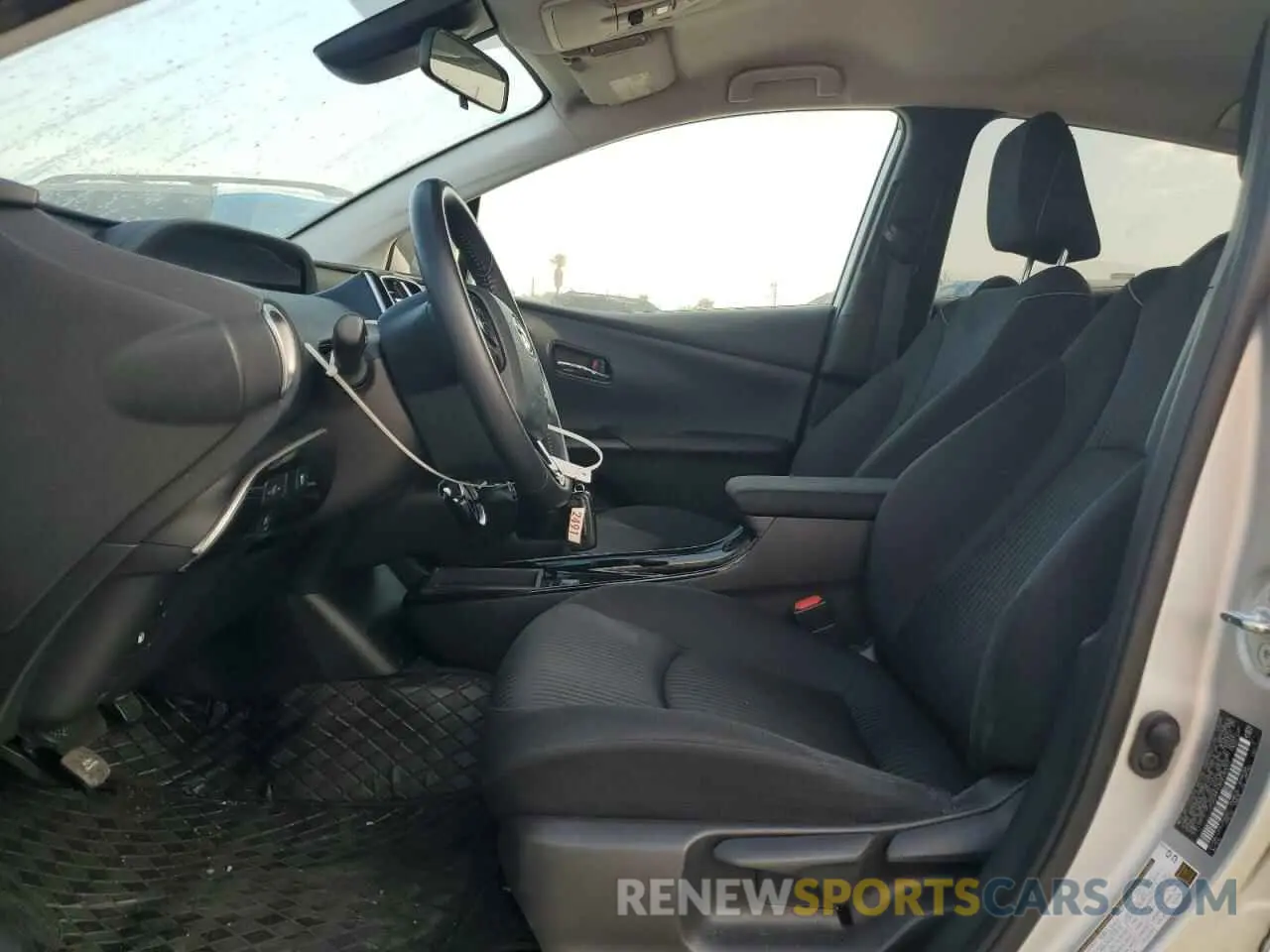 7 fotografías del automóvil dañado JTDKAMFP4M3180007 TOYOTA PRIUS 2021