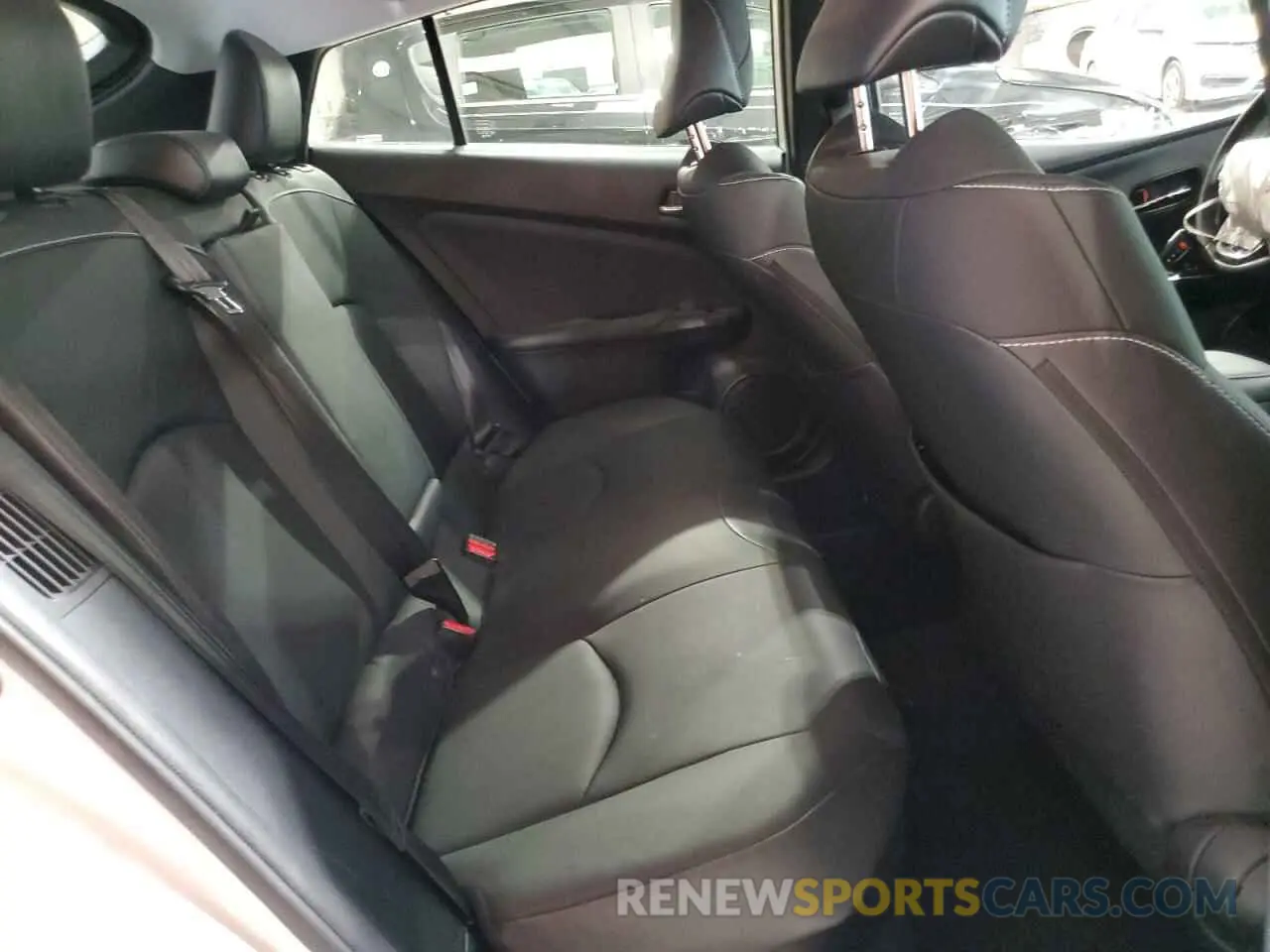 10 fotografías del automóvil dañado JTDKAMFP6M3177884 TOYOTA PRIUS 2021