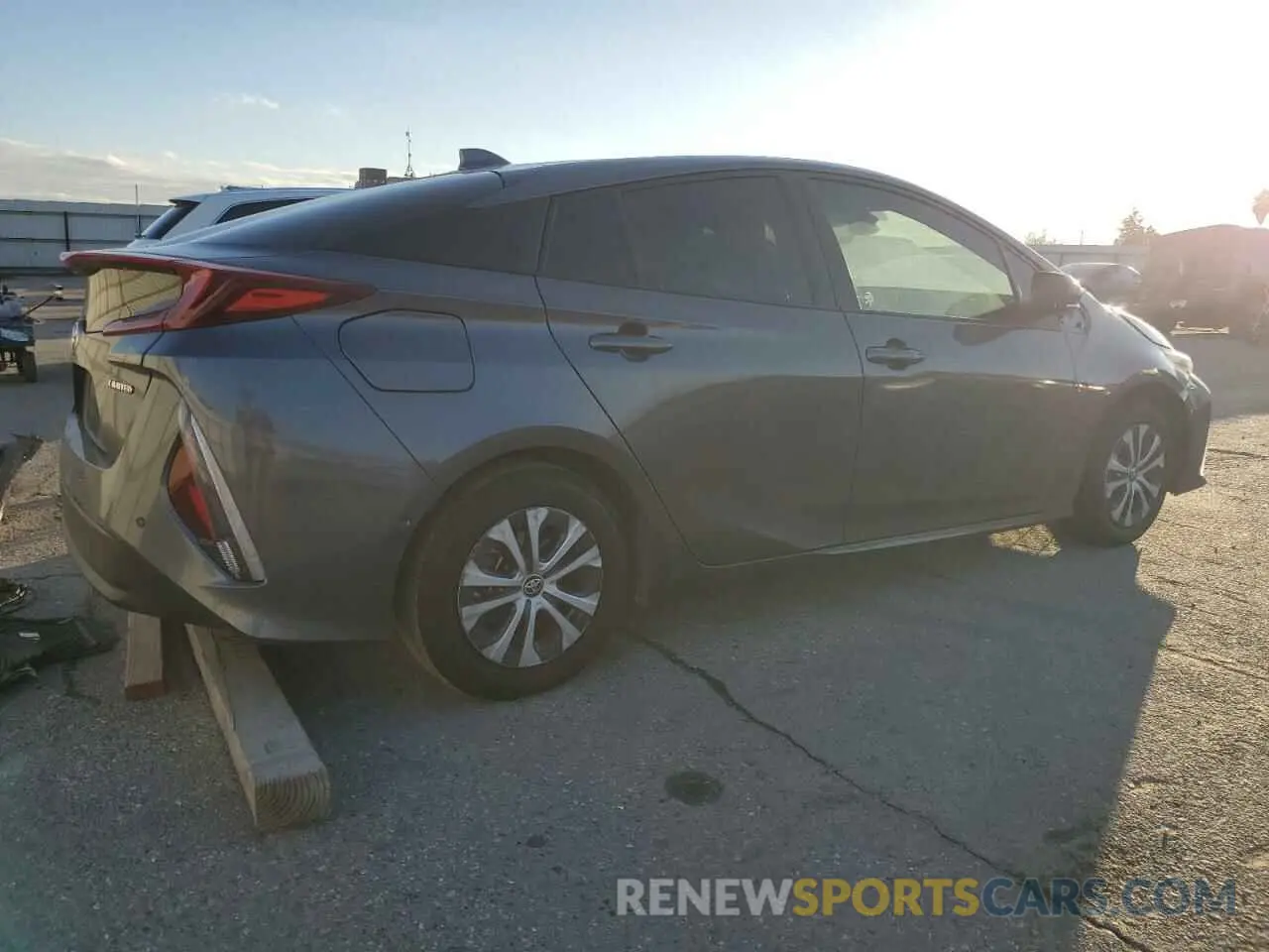 3 fotografías del automóvil dañado JTDKAMFP7M3179627 TOYOTA PRIUS 2021