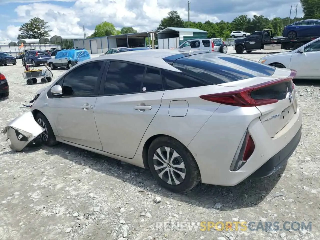 2 fotografías del automóvil dañado JTDKAMFPXM3184126 TOYOTA PRIUS 2021