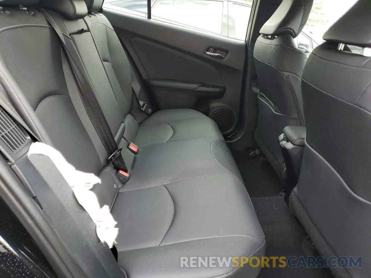 6 fotografías del automóvil dañado JTDKAMFPXM3184661 TOYOTA PRIUS 2021