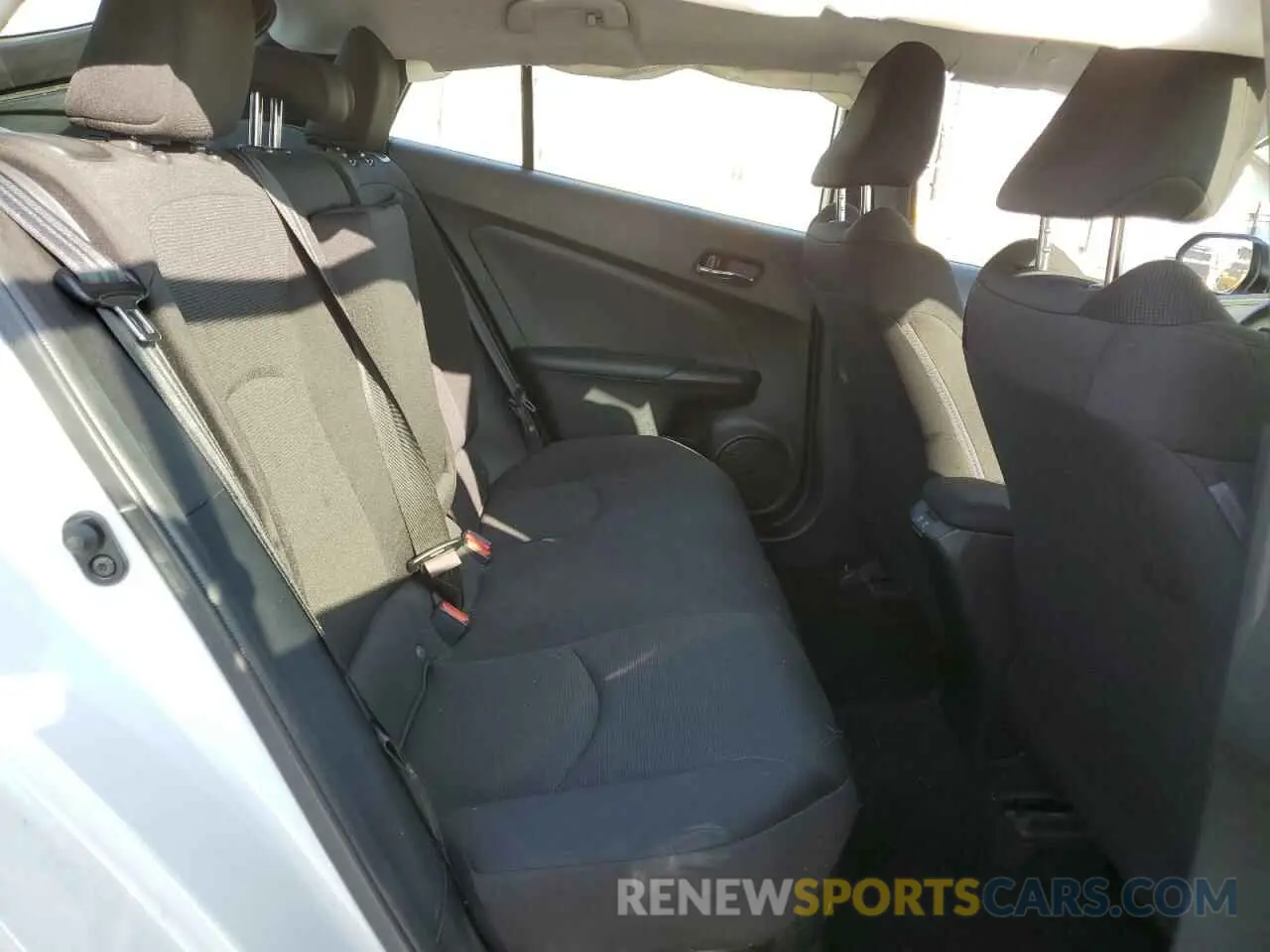 10 fotografías del automóvil dañado JTDKAMFU0M3134955 TOYOTA PRIUS 2021