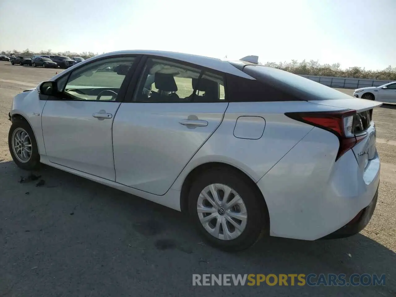2 fotografías del automóvil dañado JTDKAMFU0M3134955 TOYOTA PRIUS 2021