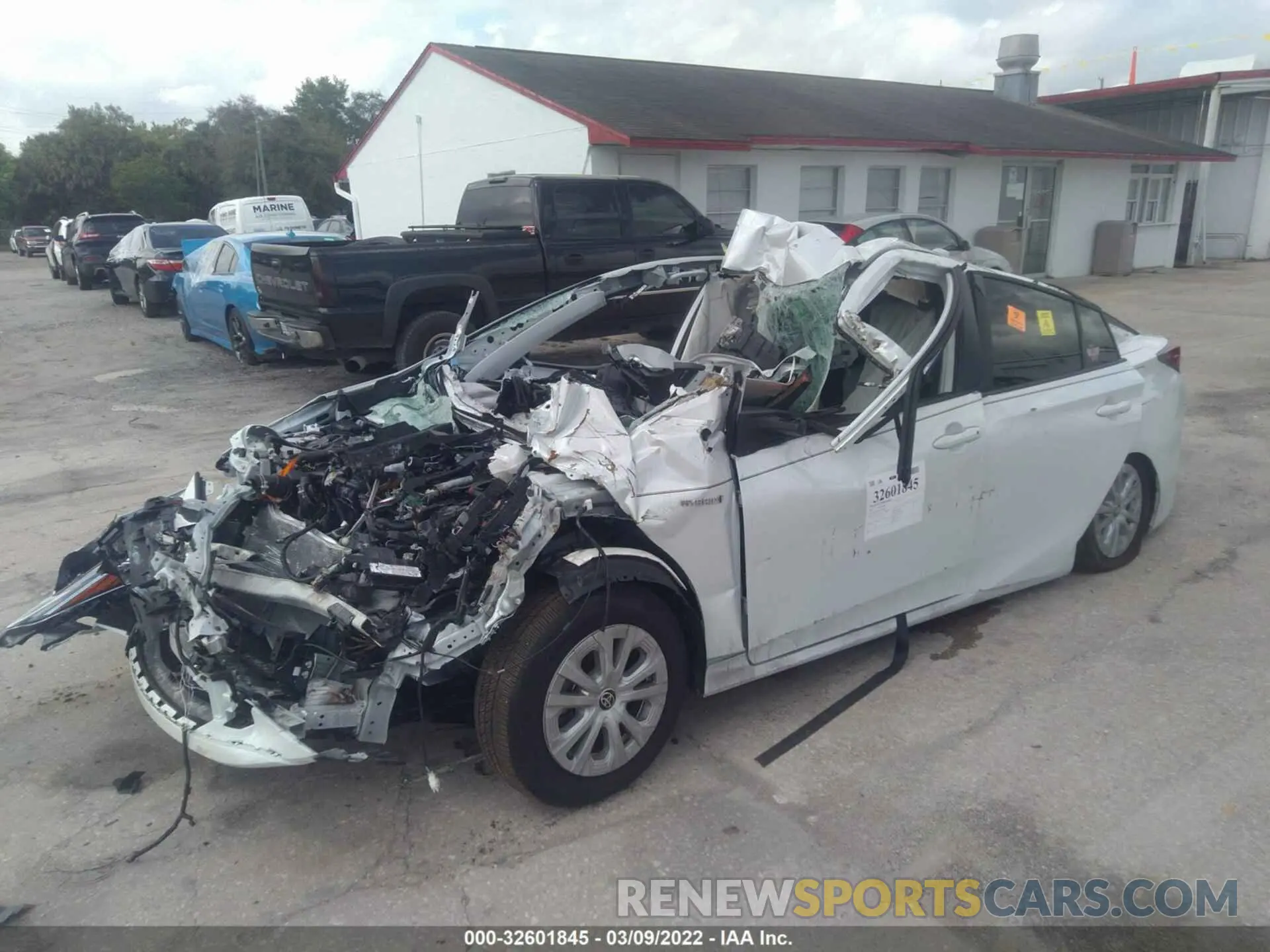 2 fotografías del automóvil dañado JTDKAMFU0M3138827 TOYOTA PRIUS 2021