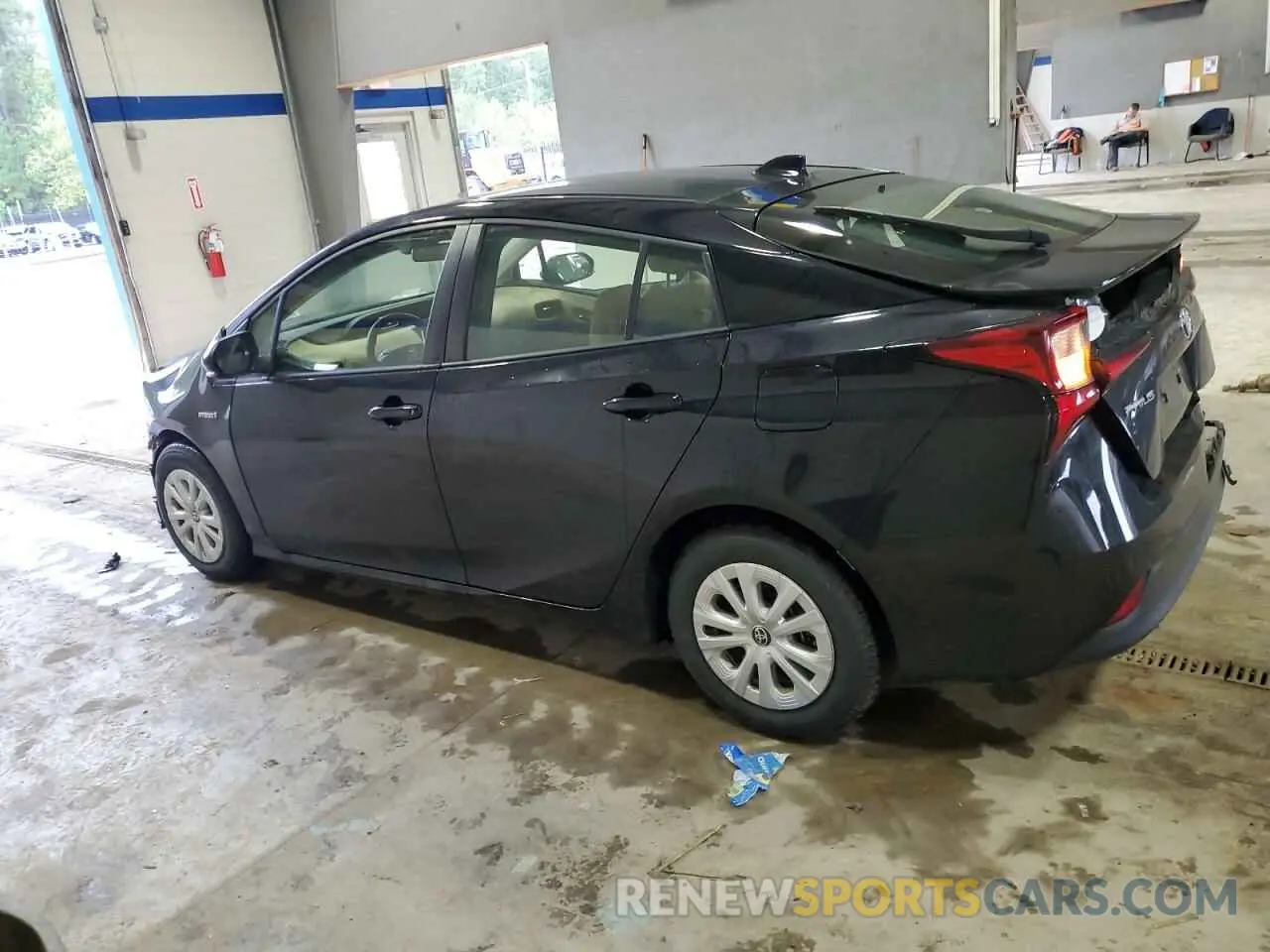2 fotografías del automóvil dañado JTDKAMFU0M3144336 TOYOTA PRIUS 2021
