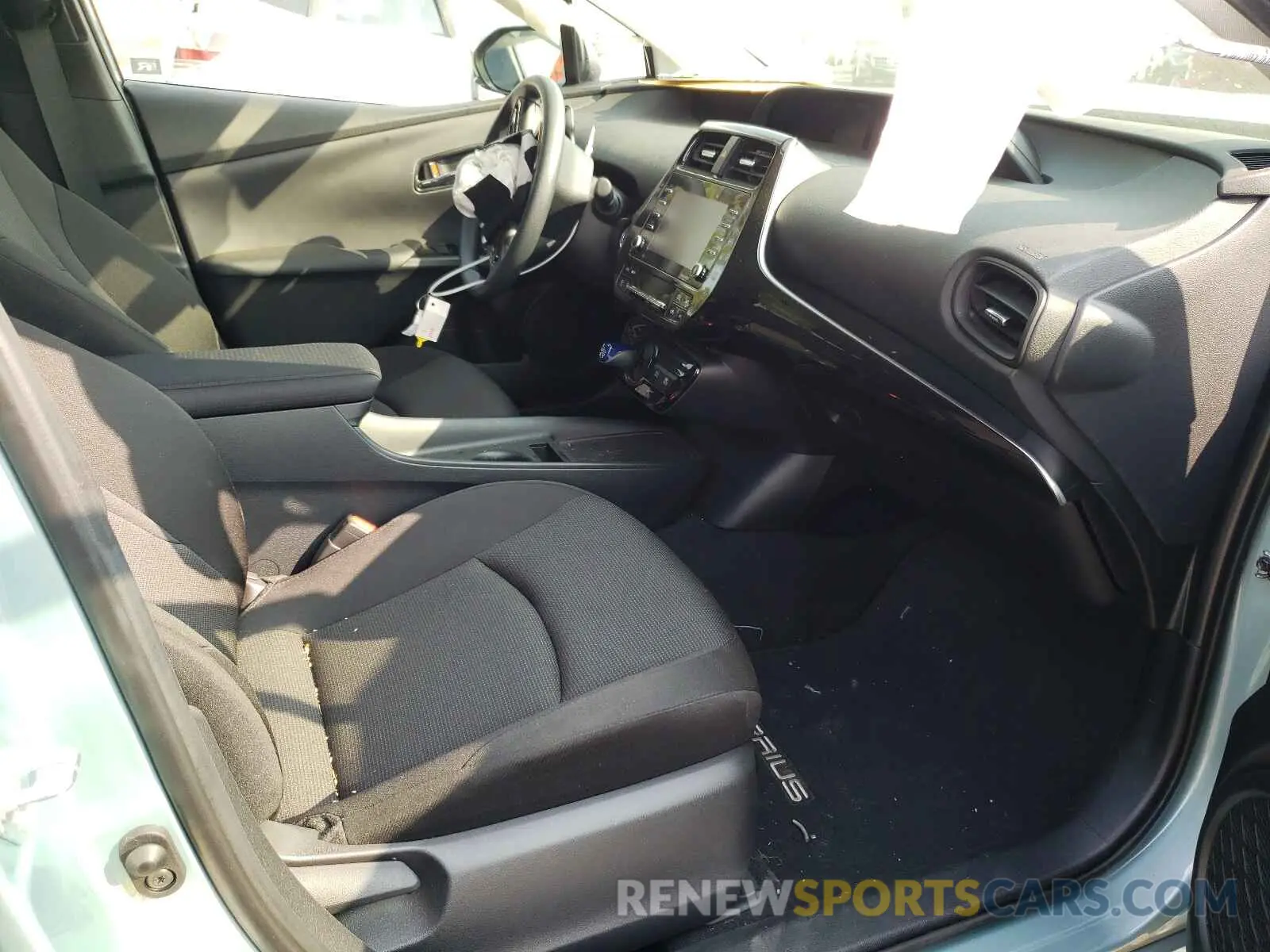 5 fotografías del automóvil dañado JTDKAMFU1M3132938 TOYOTA PRIUS 2021