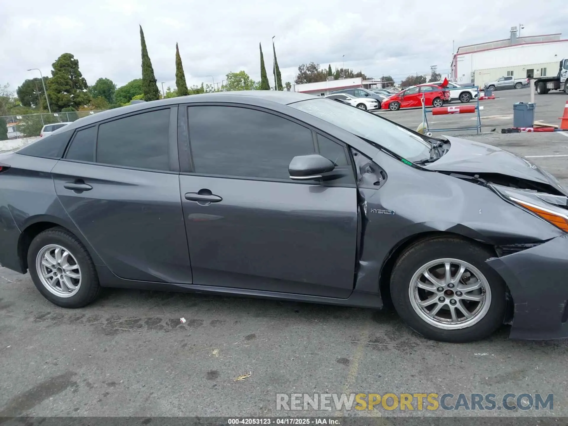 13 fotografías del automóvil dañado JTDKAMFU1M3147715 TOYOTA PRIUS 2021