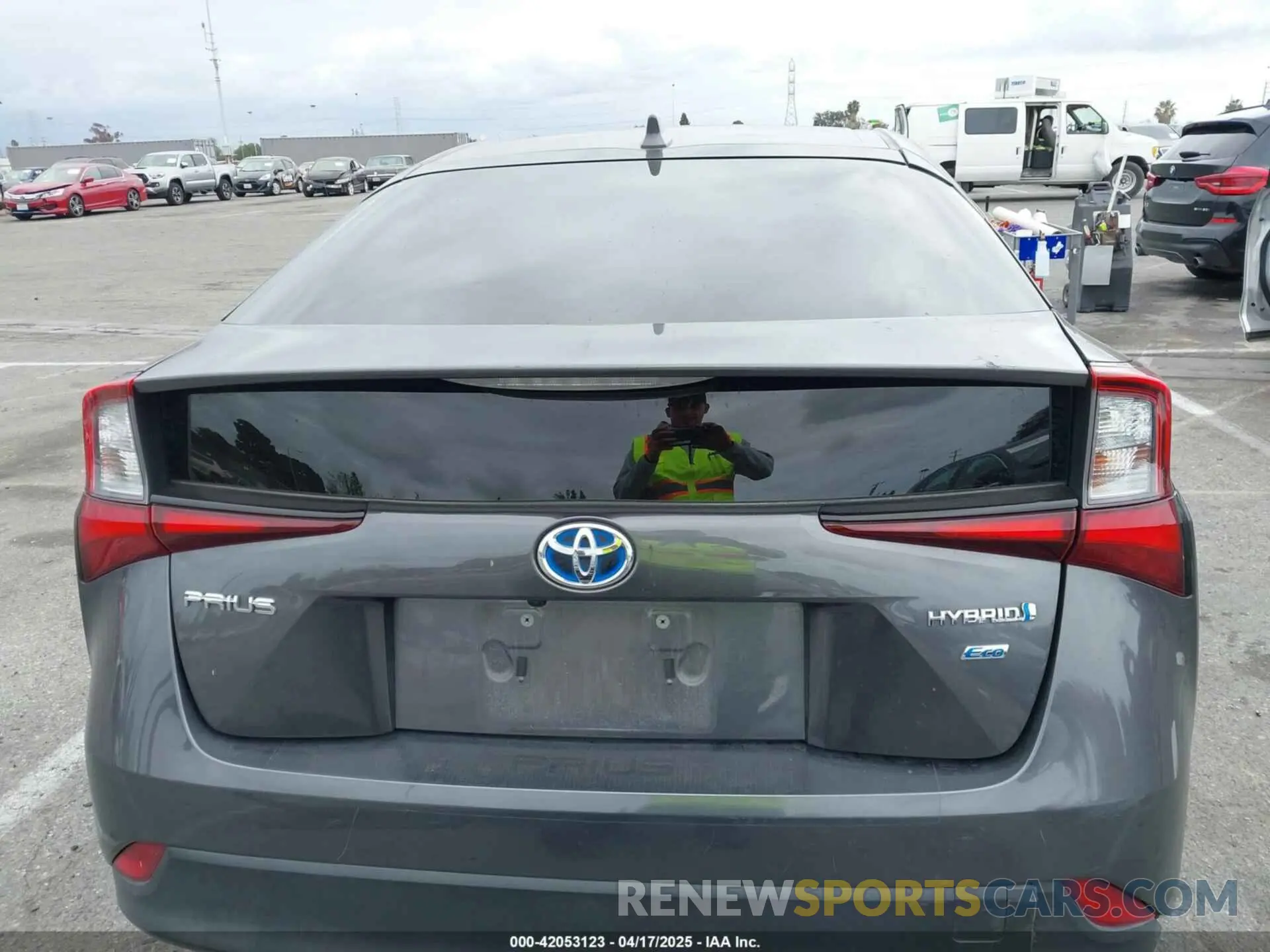 16 fotografías del automóvil dañado JTDKAMFU1M3147715 TOYOTA PRIUS 2021