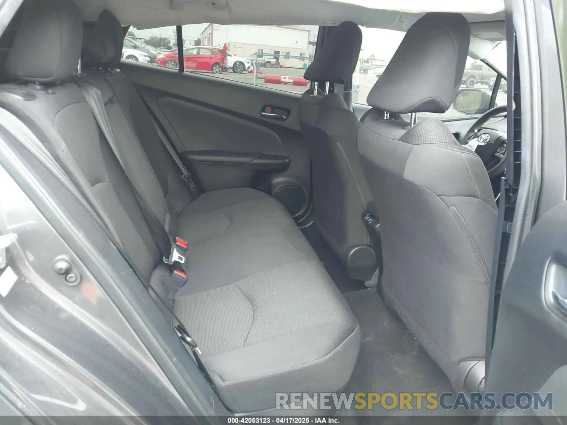 8 fotografías del automóvil dañado JTDKAMFU1M3147715 TOYOTA PRIUS 2021