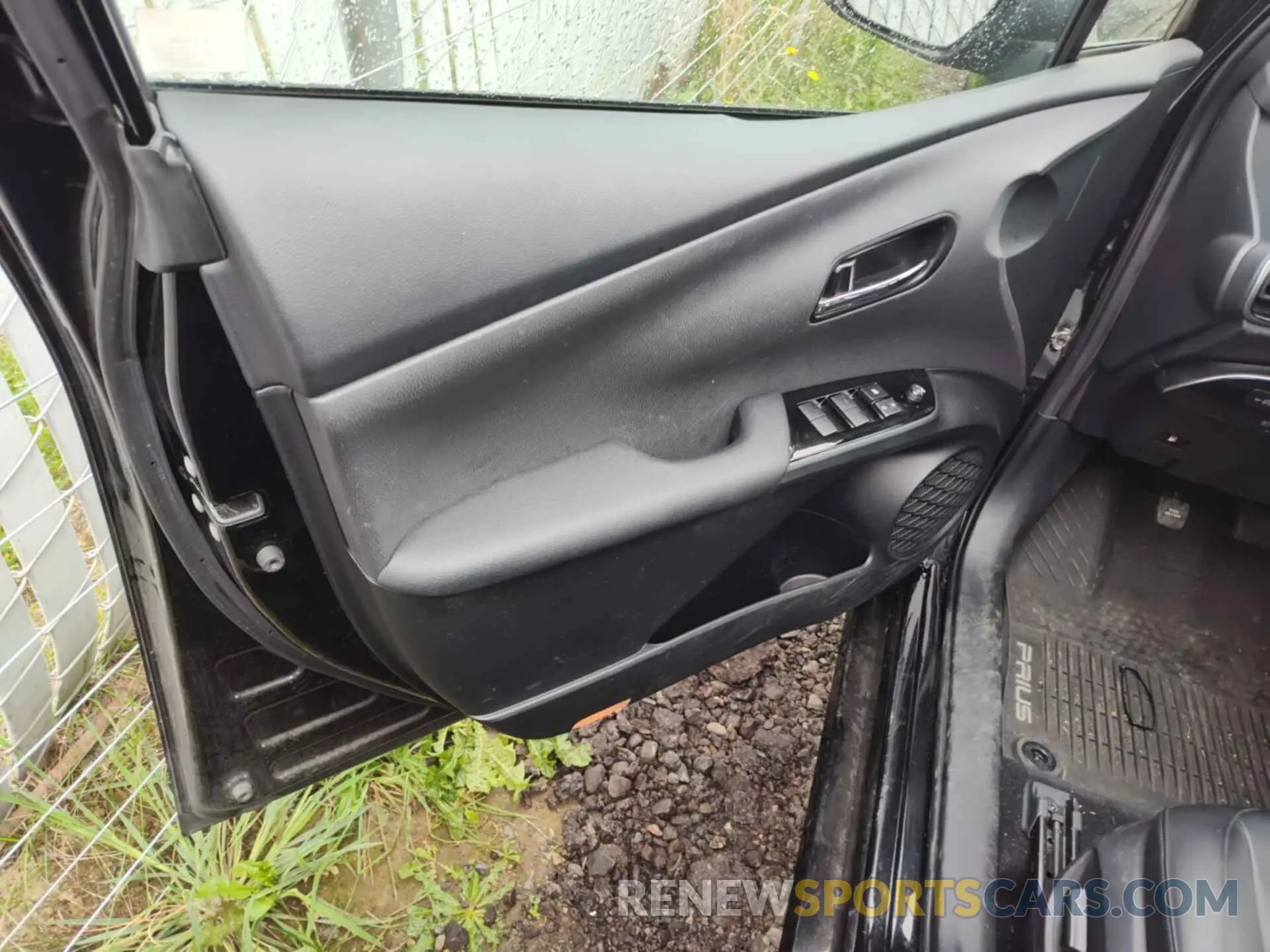 18 fotografías del automóvil dañado JTDKAMFU2M3136660 TOYOTA PRIUS 2021