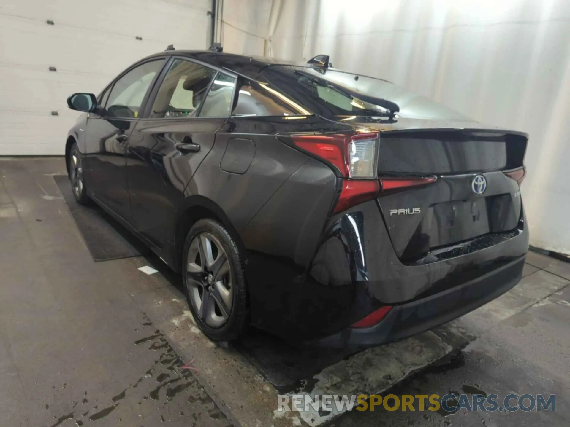 33 fotografías del automóvil dañado JTDKAMFU2M3136660 TOYOTA PRIUS 2021
