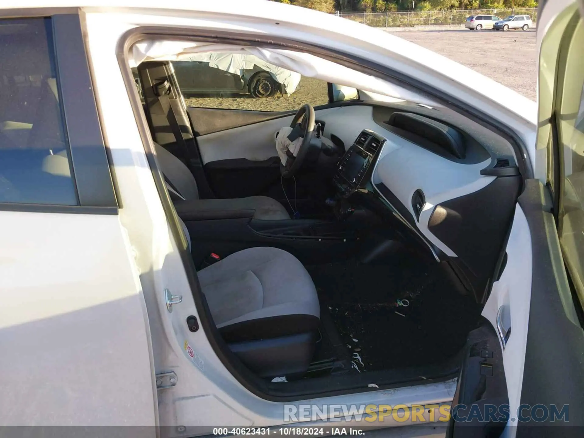 5 fotografías del automóvil dañado JTDKAMFU2M3141504 TOYOTA PRIUS 2021