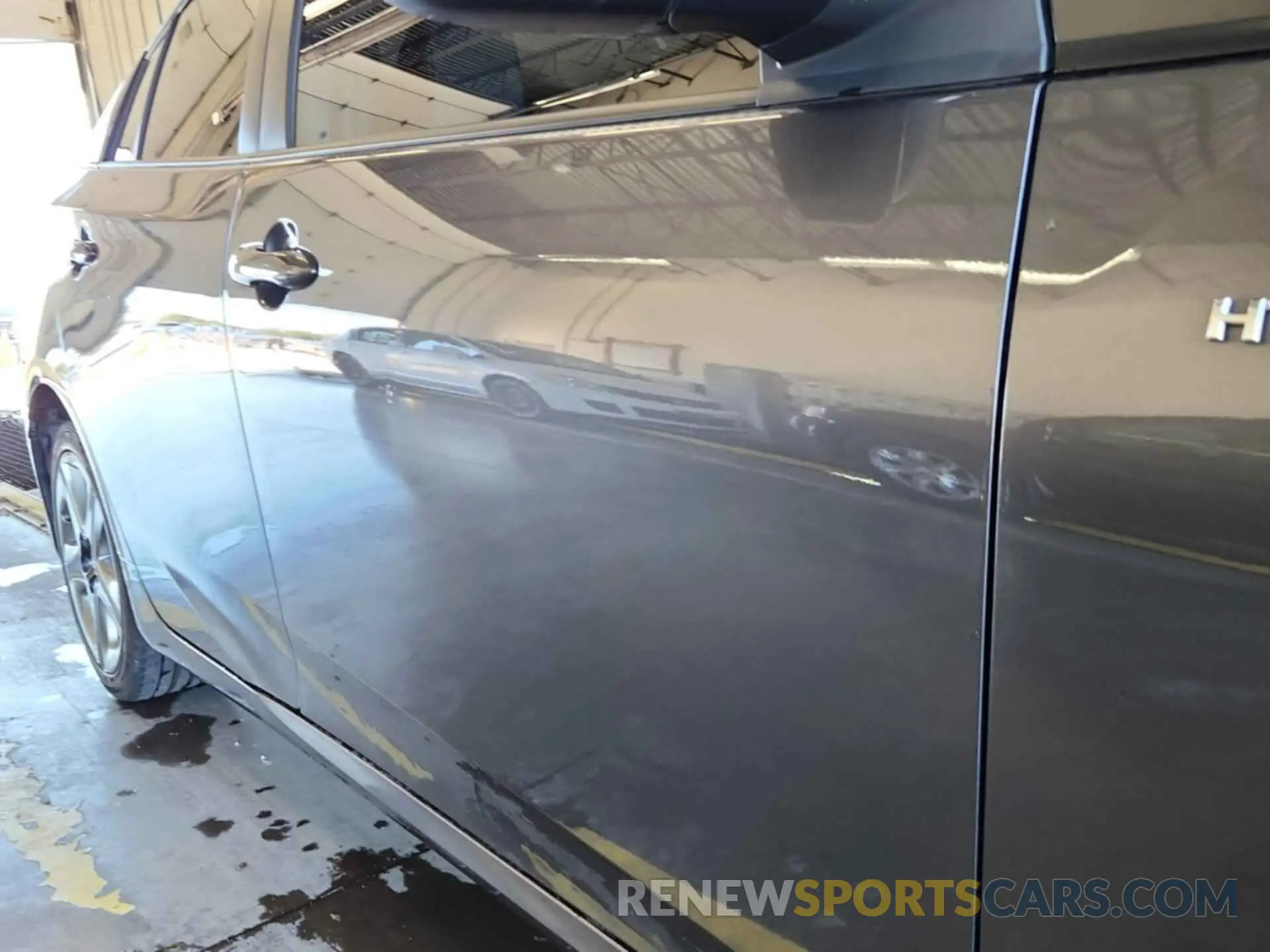 19 fotografías del automóvil dañado JTDKAMFU2M3143124 TOYOTA PRIUS 2021