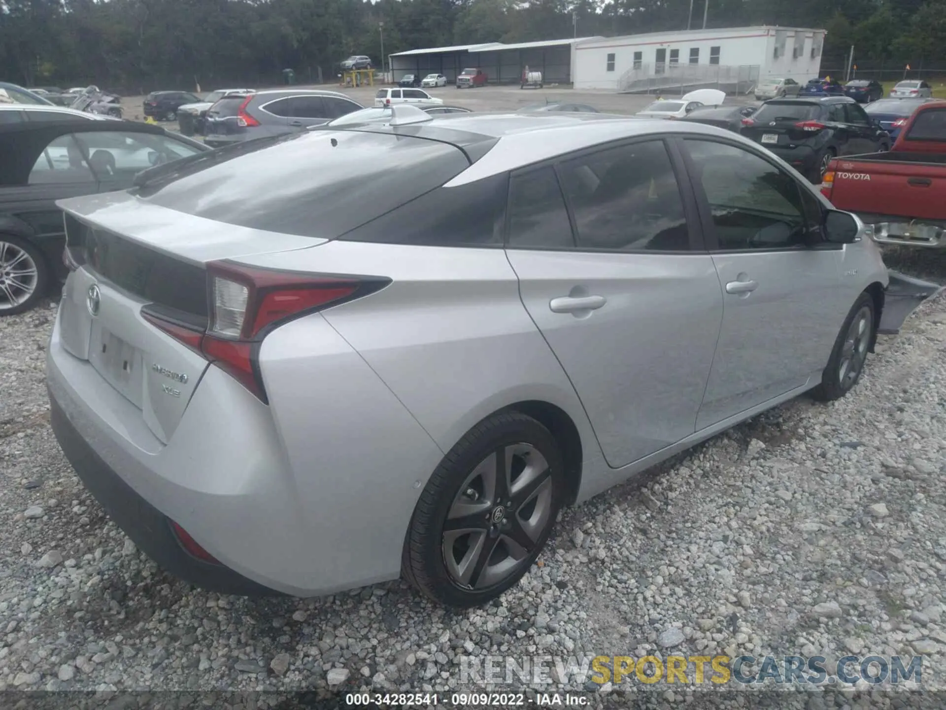 4 fotografías del automóvil dañado JTDKAMFU2M3145570 TOYOTA PRIUS 2021