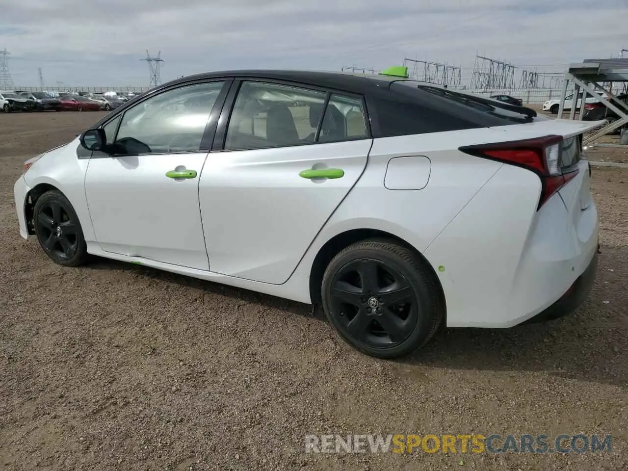 2 fotografías del automóvil dañado JTDKAMFU3M3126686 TOYOTA PRIUS 2021