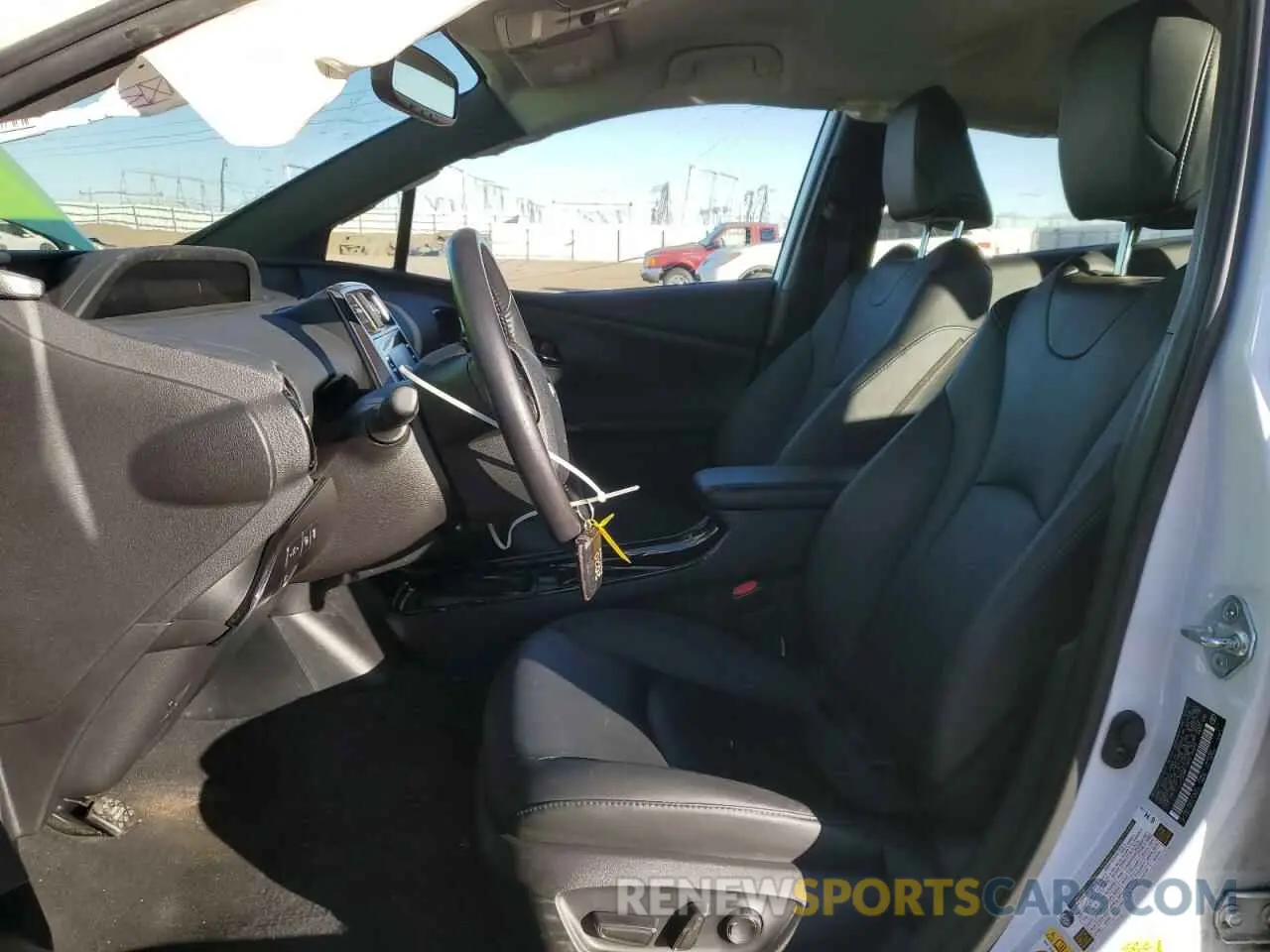 7 fotografías del automóvil dañado JTDKAMFU3M3126686 TOYOTA PRIUS 2021