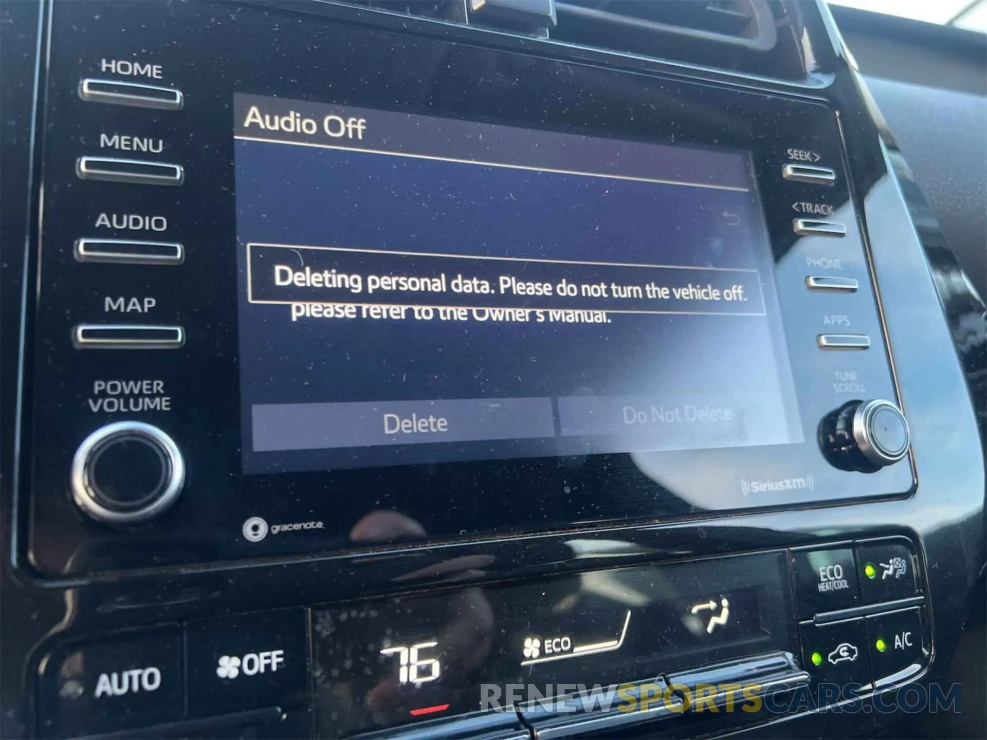 41 fotografías del automóvil dañado JTDKAMFU3M3136568 TOYOTA PRIUS 2021