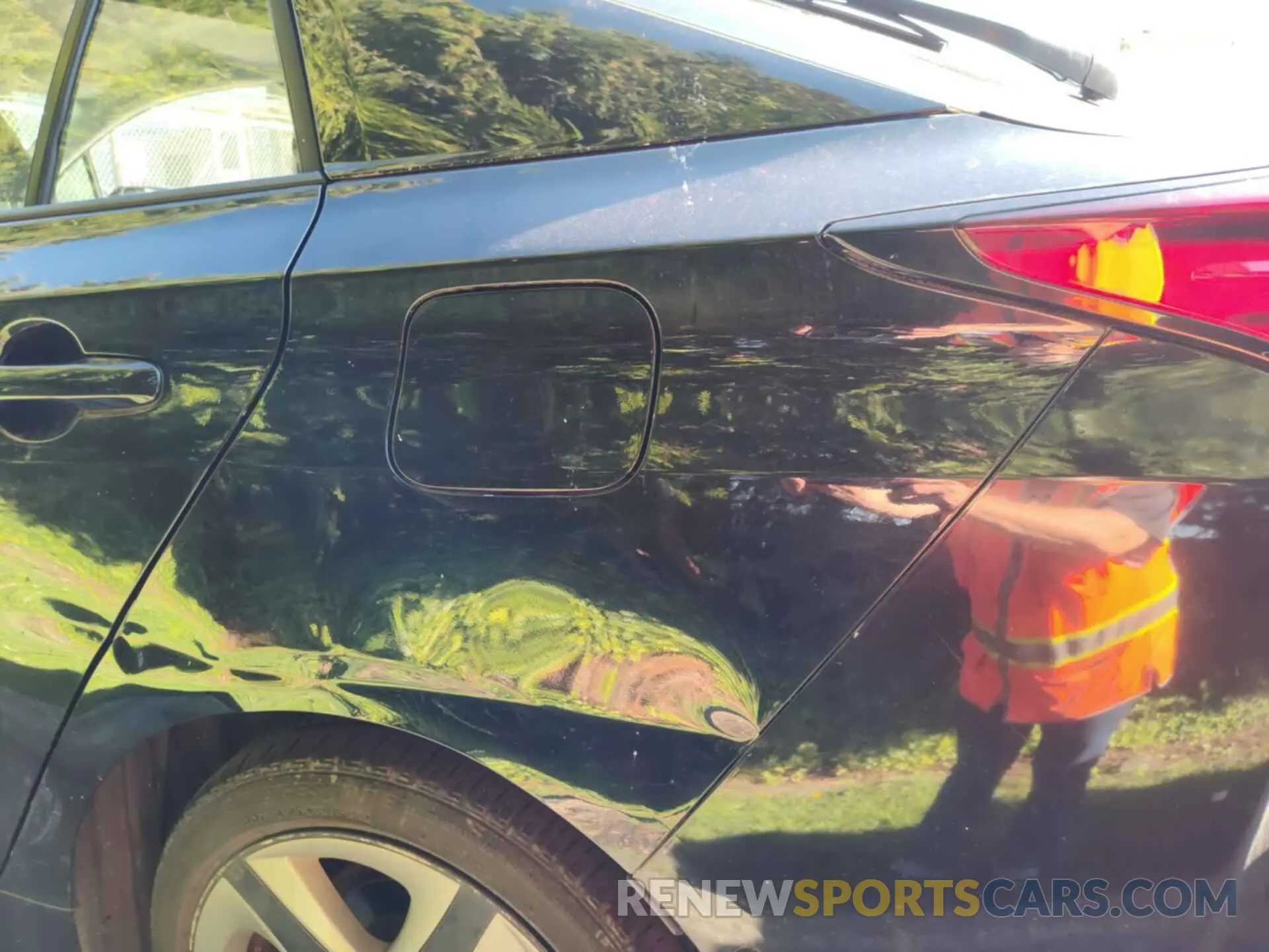 17 fotografías del automóvil dañado JTDKAMFU4M3136059 TOYOTA PRIUS 2021