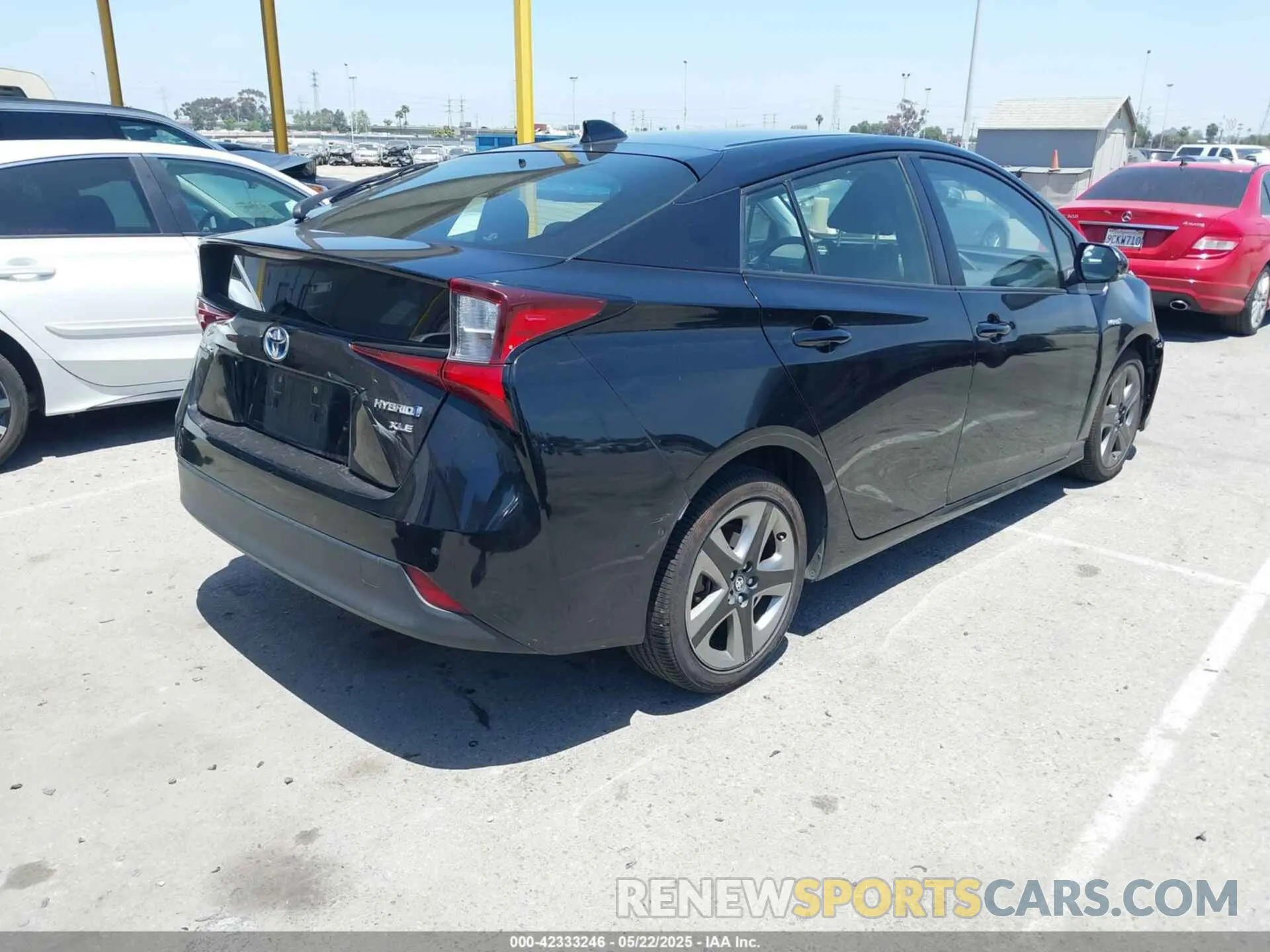 4 fotografías del automóvil dañado JTDKAMFU4M3143948 TOYOTA PRIUS 2021