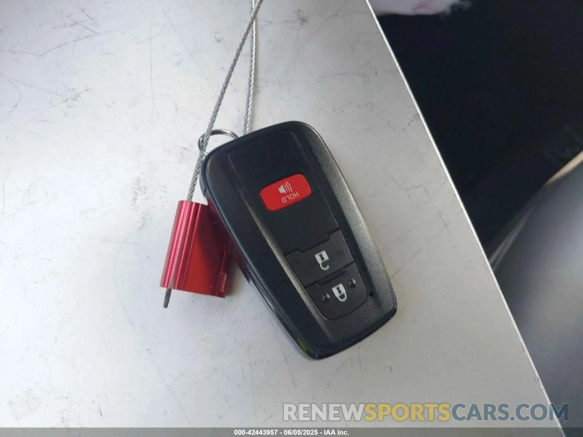 11 fotografías del automóvil dañado JTDKAMFU4M3144985 TOYOTA PRIUS 2021